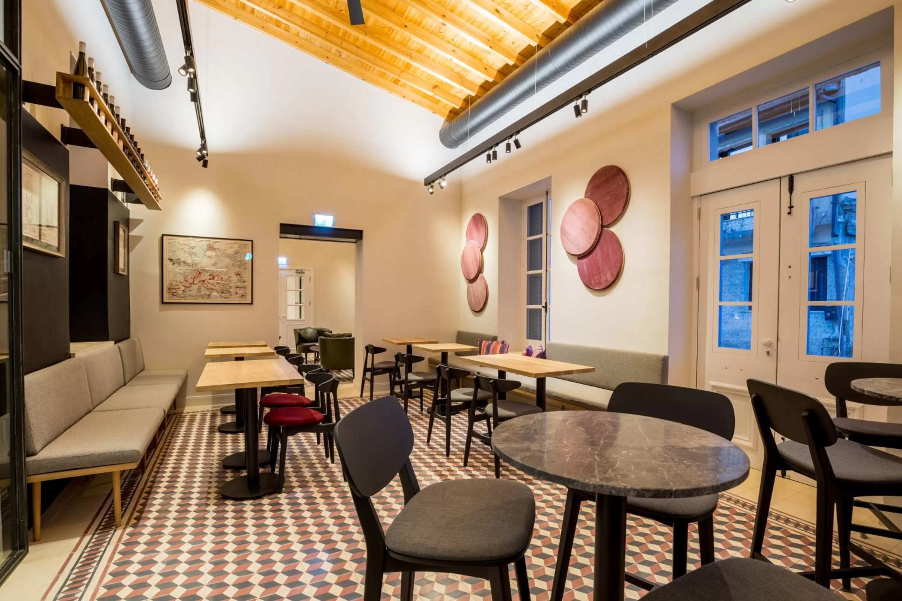 Lounge or bar, Restaurant/Places to Eat in Hotel Indigo Larnaca, an IHG Hotel-ADULTS ONLY