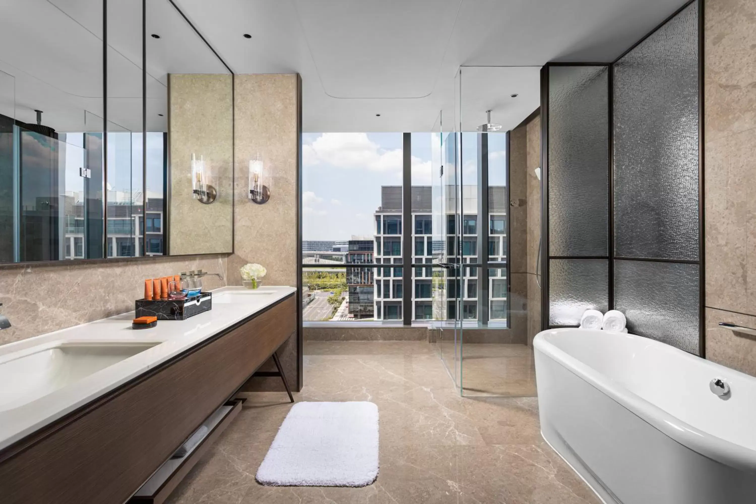 Photo of the whole room, Bathroom in Crowne Plaza Shanghai Hongqiao, an IHG Hotel