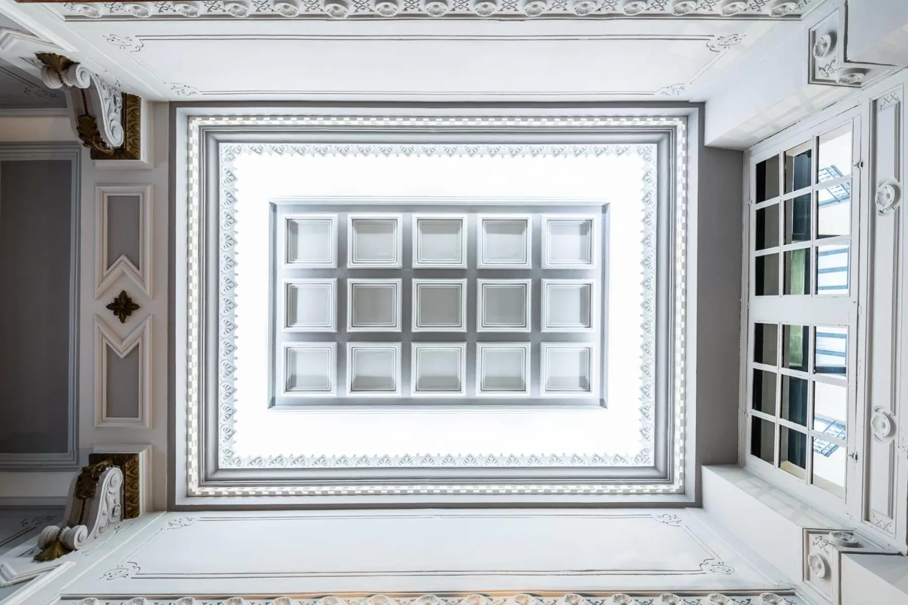 Lobby or reception in Intelier Palacio San Martin