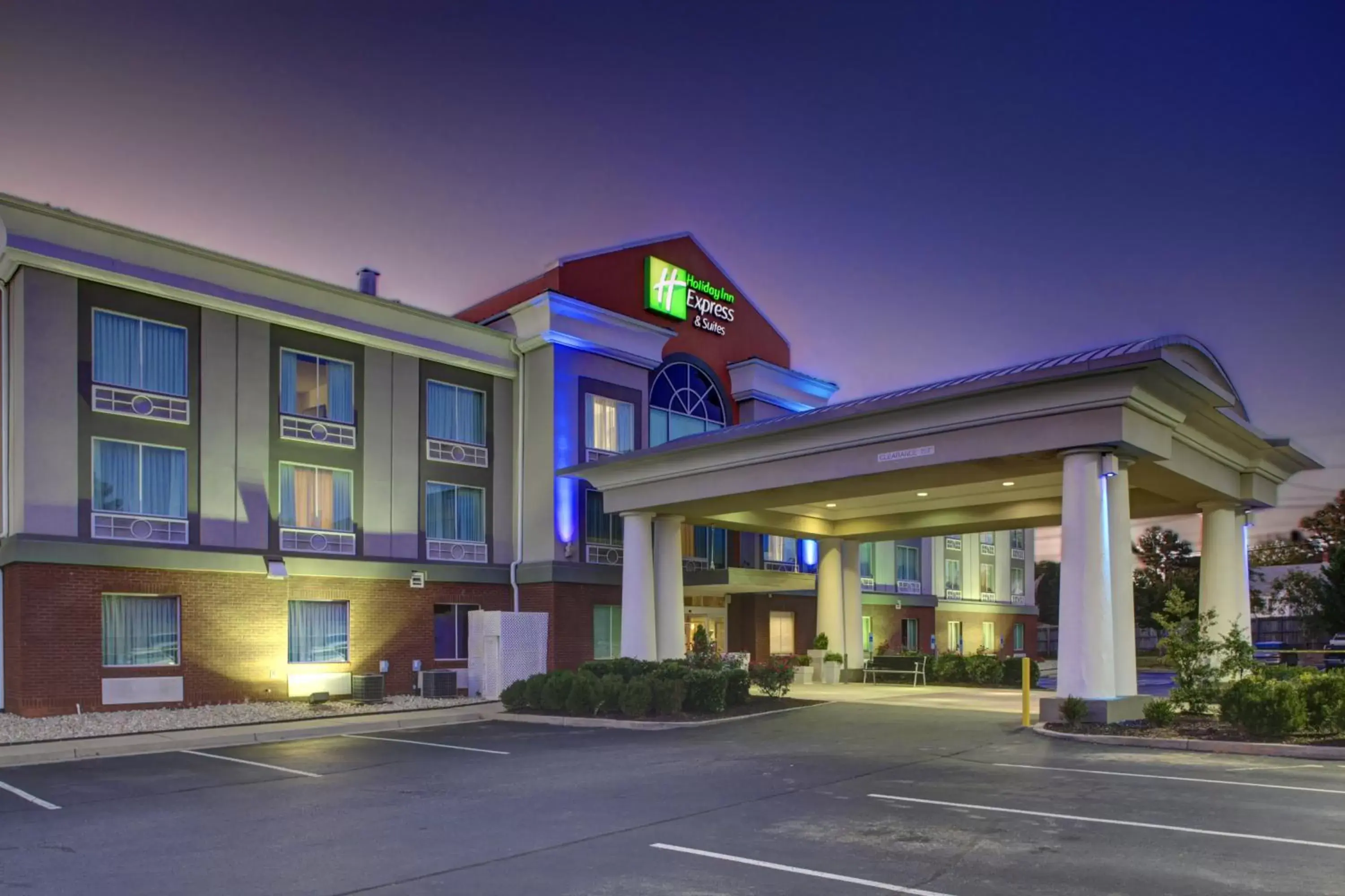 Property Building in Holiday Inn Express Hotel & Suites Emporia, an IHG Hotel