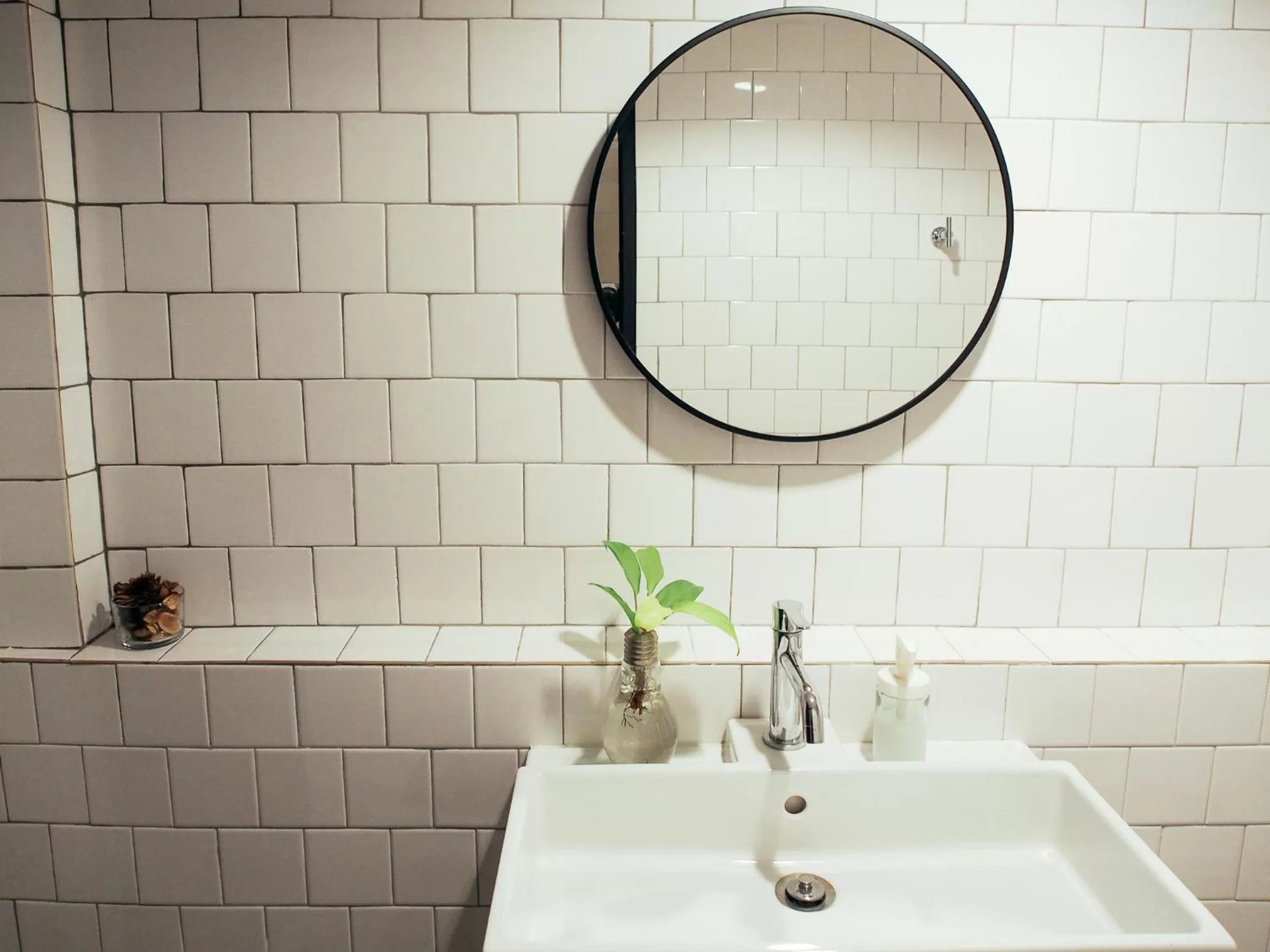 Property building in Varmtel