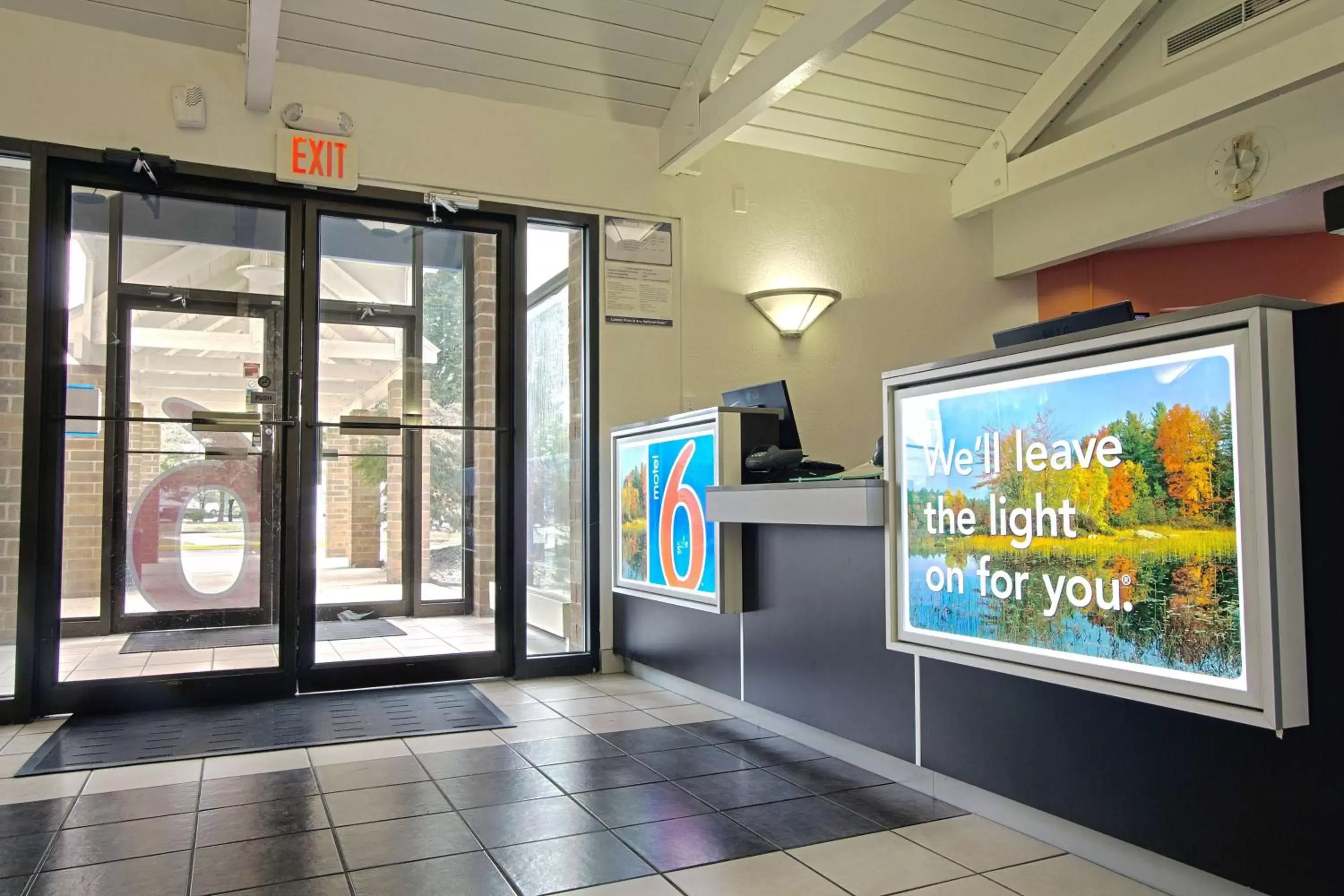 Facade/entrance in Motel 6-Piscataway, NJ