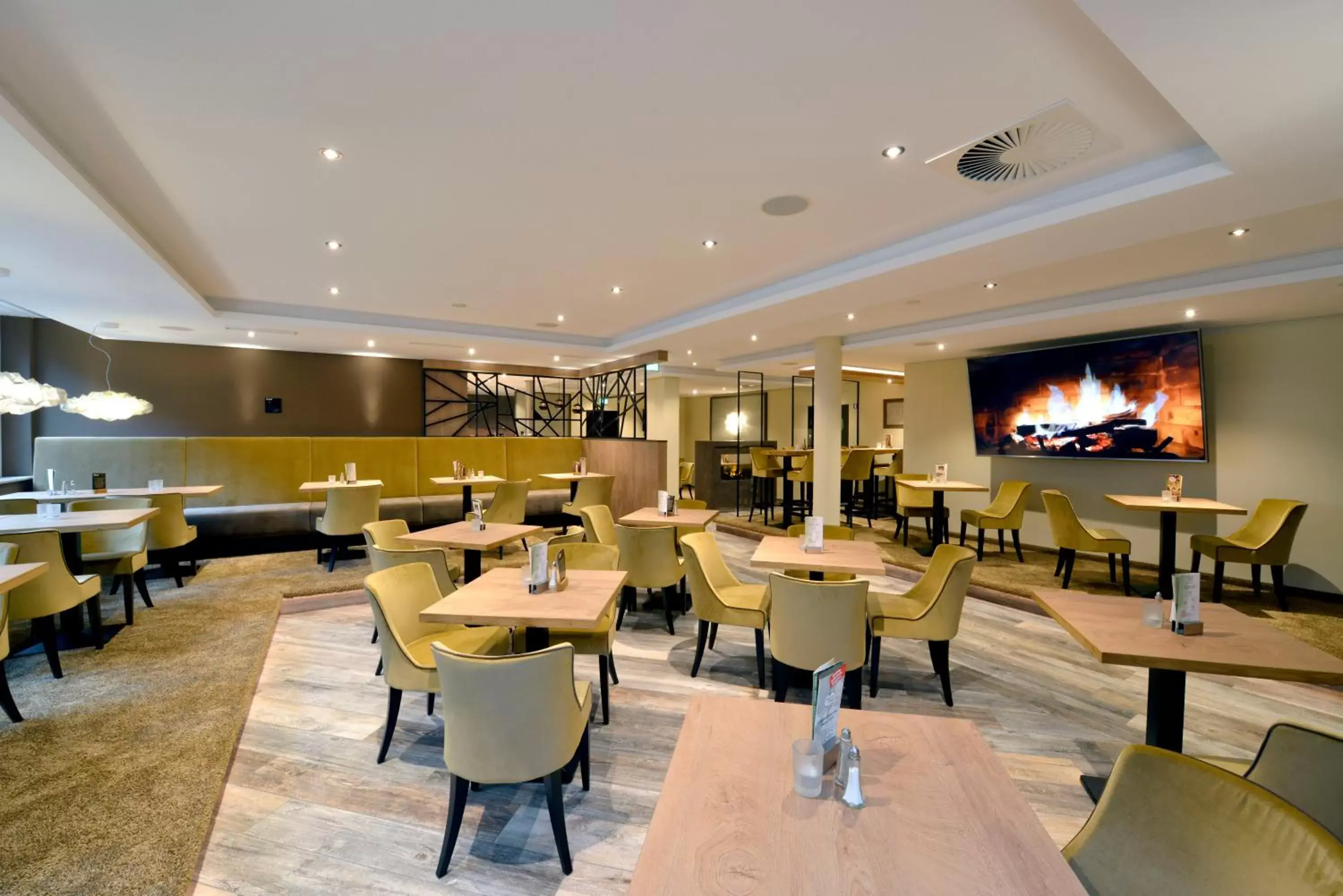 Lounge or bar, Restaurant/Places to Eat in Ringhotel Am Stadtpark