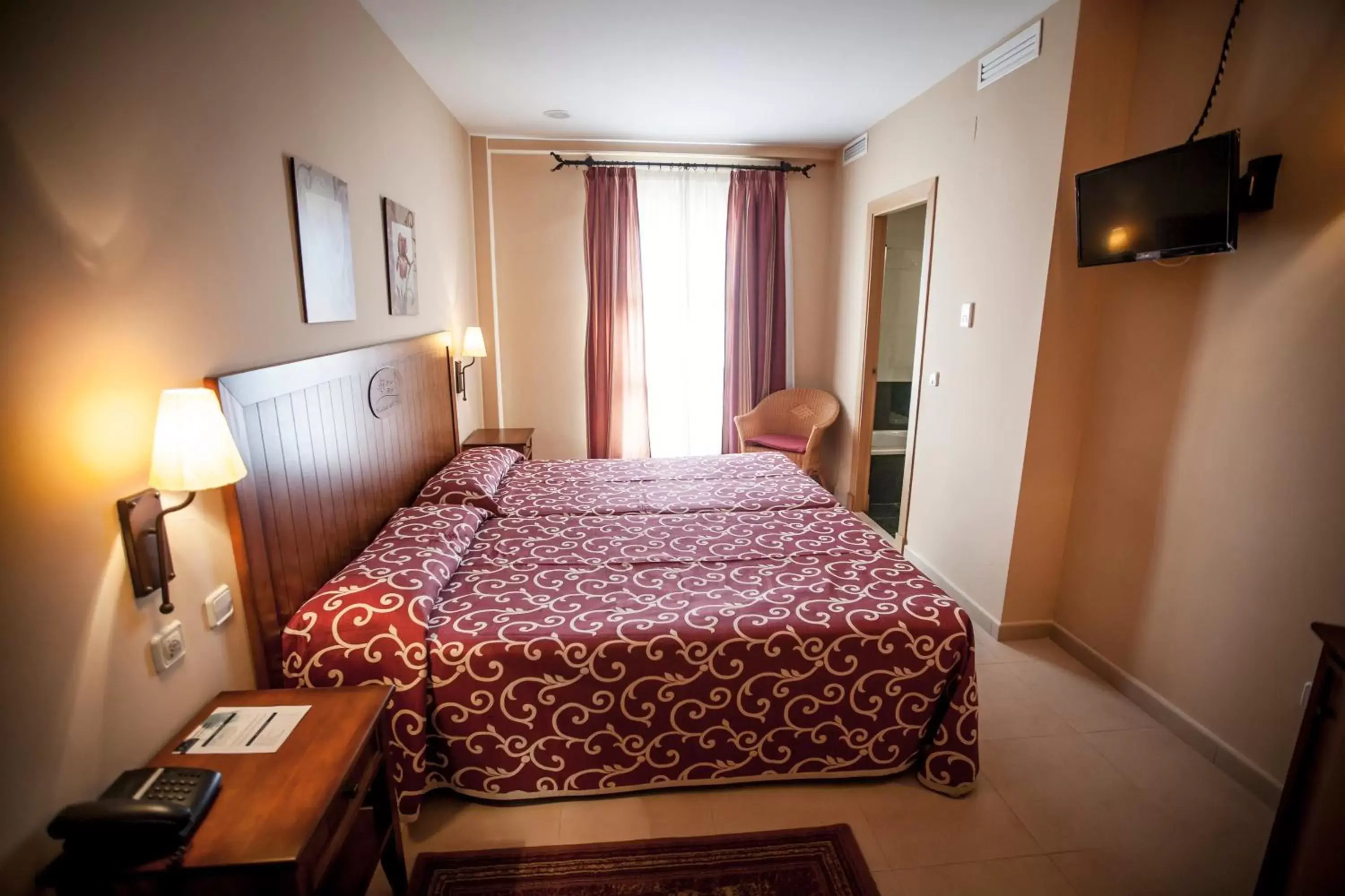 Photo of the whole room, Bed in Gran Hotel Ciudad Del Sur Photo of the whole room, Bed in Gran Hotel Ciudad Del Sur