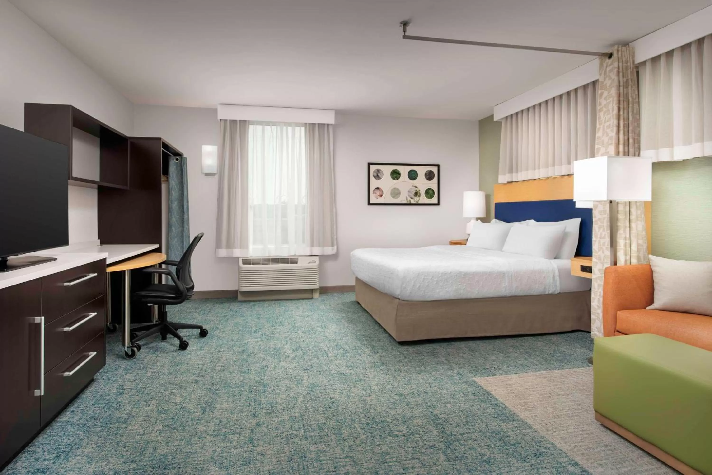 TV and multimedia, Bed in Home2 Suites by Hilton Lexington University / Medical Center