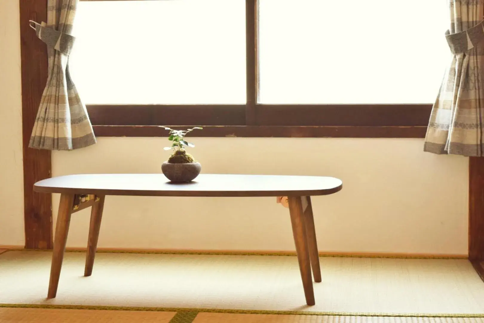 Photo of the whole room, Seating Area in Fukuoka Guesthouse HIVE