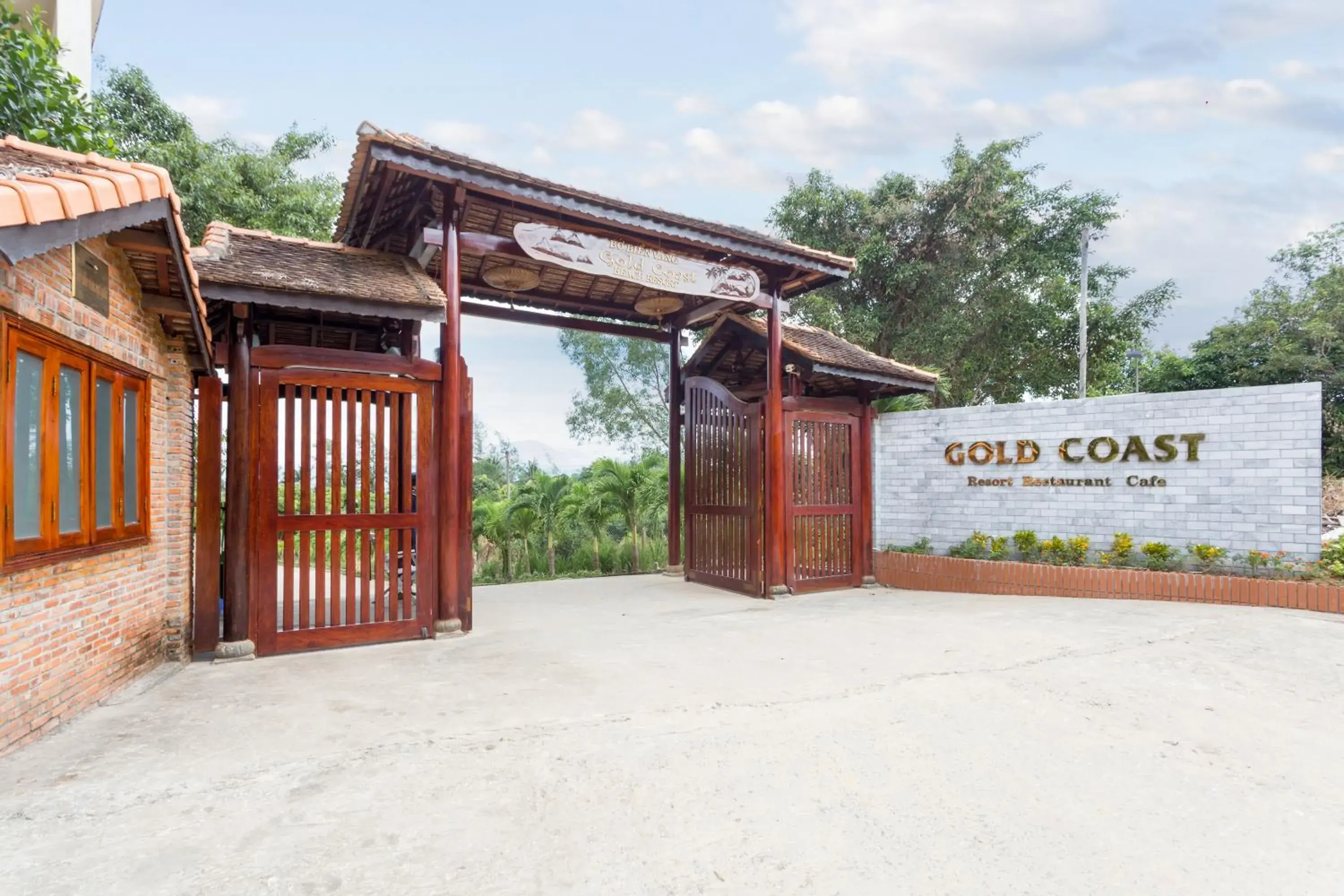 Balcony/Terrace, Property Building in Gold Coast Phu Quoc Beach Resort