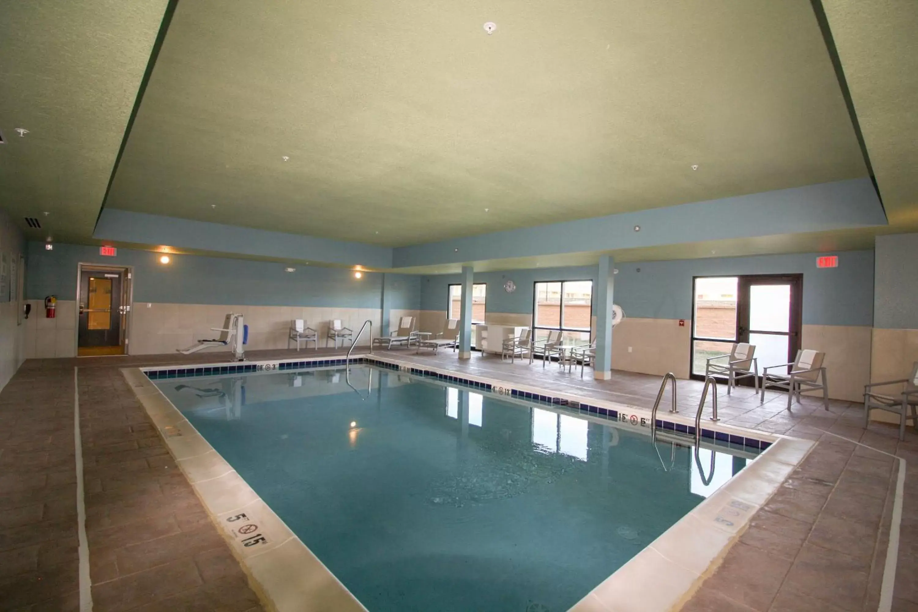 Swimming Pool in Holiday Inn Express & Suites - Kirksville - University Area, an IHG Hotel