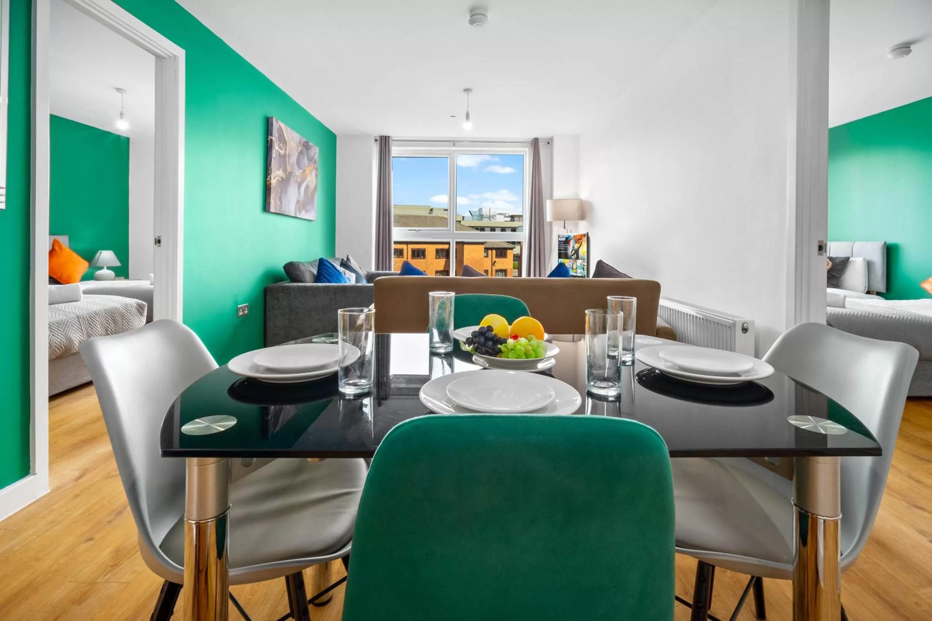 Living room, Dining Area in Onyx O2 Arena Brindley Place Broad Street Large Spacious Apartment