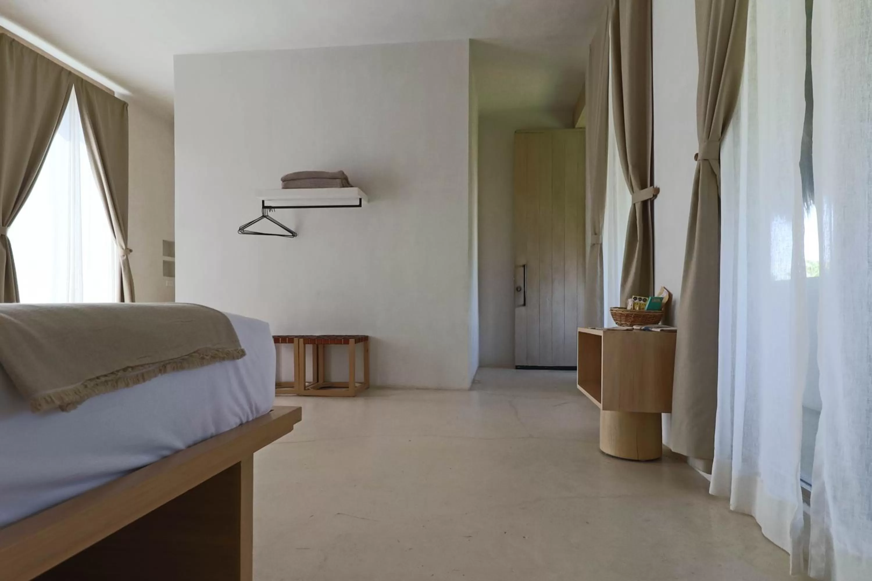 Photo of the whole room, Bed in Hotel Panamera