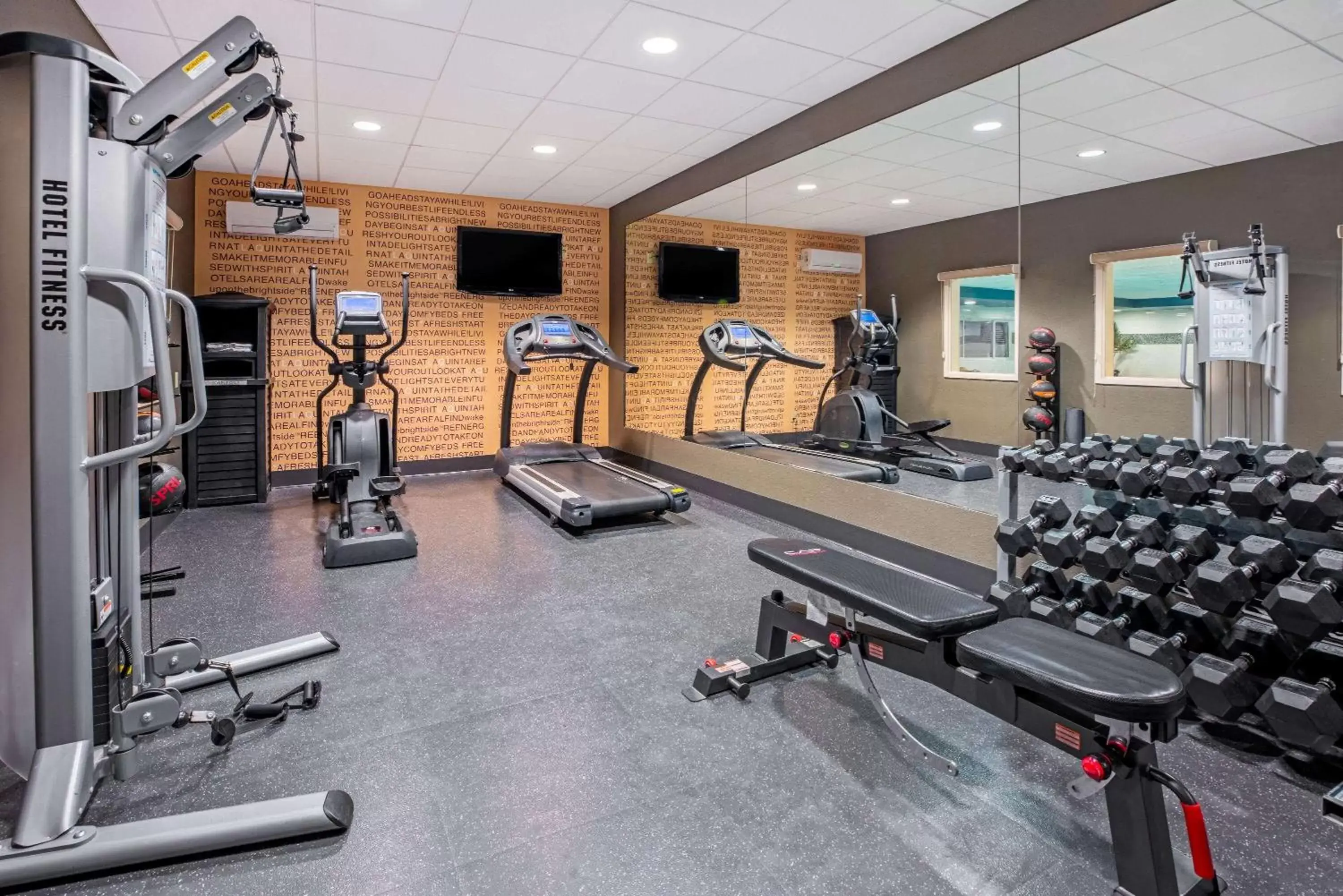 Fitness centre/facilities, Fitness Center/Facilities in La Quinta by Wyndham Meridian / Boise West