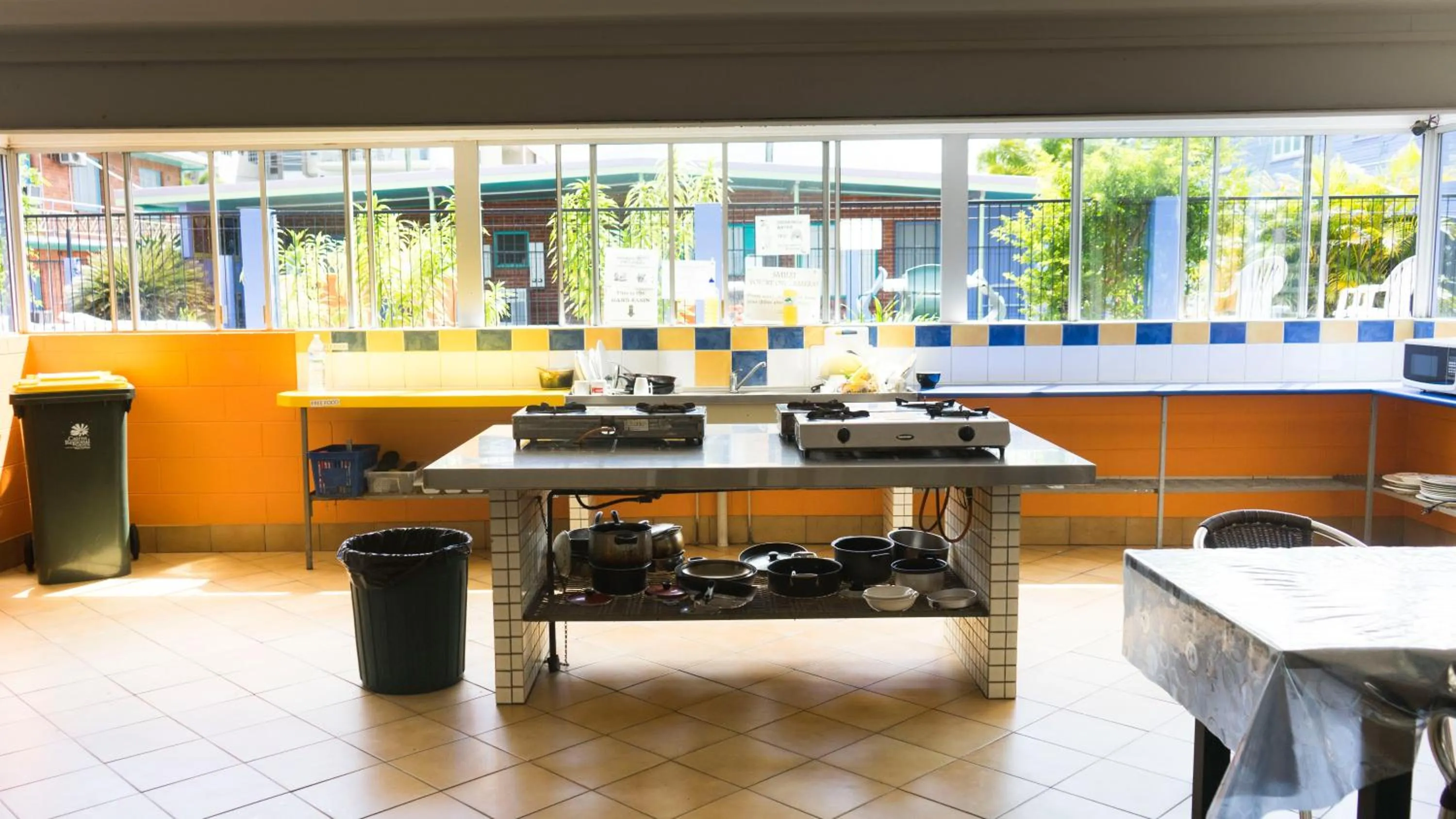 Caravella Backpackers