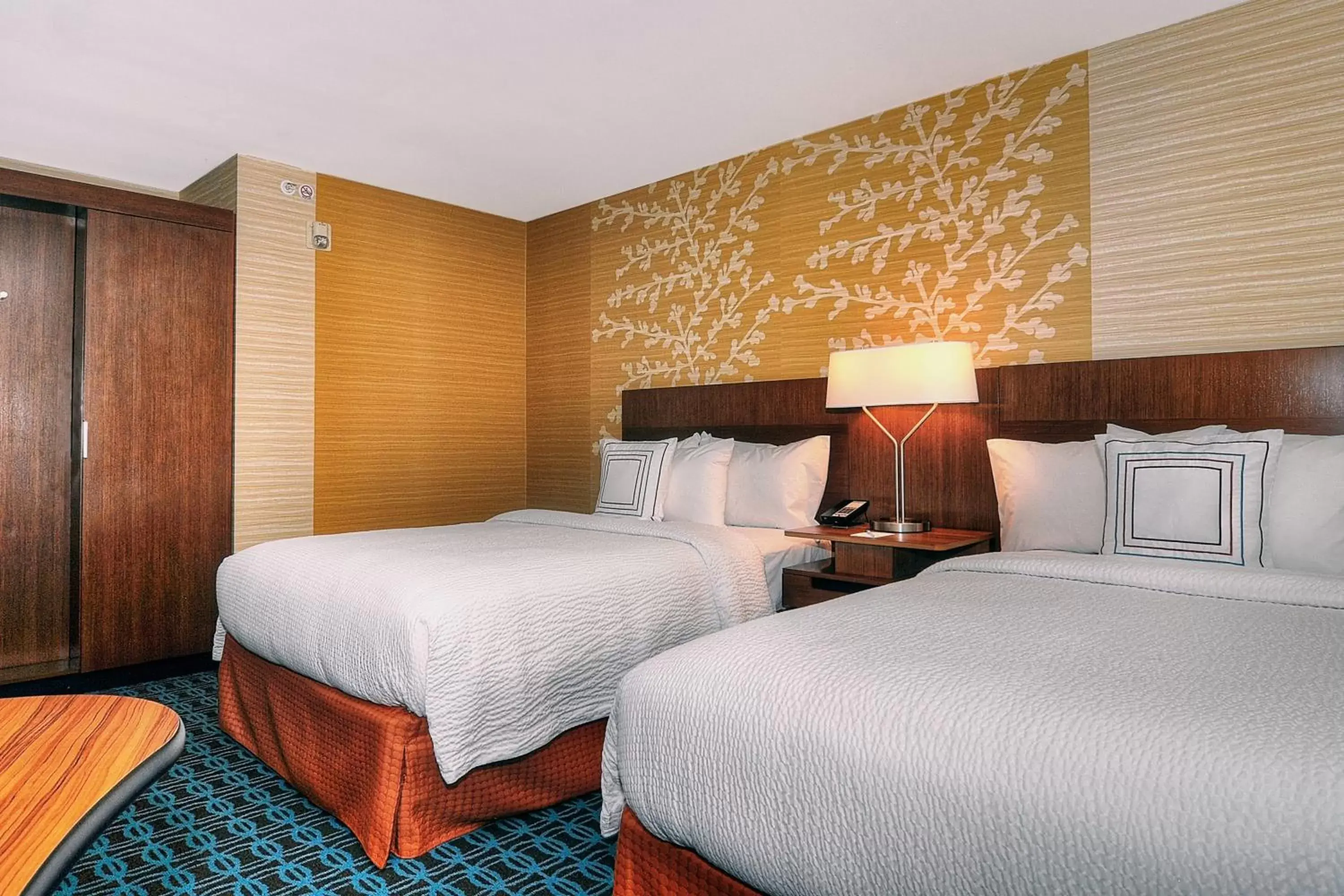 Photo of the whole room, Bed in Fairfield Inn & Suites by Marriott Los Angeles Rosemead