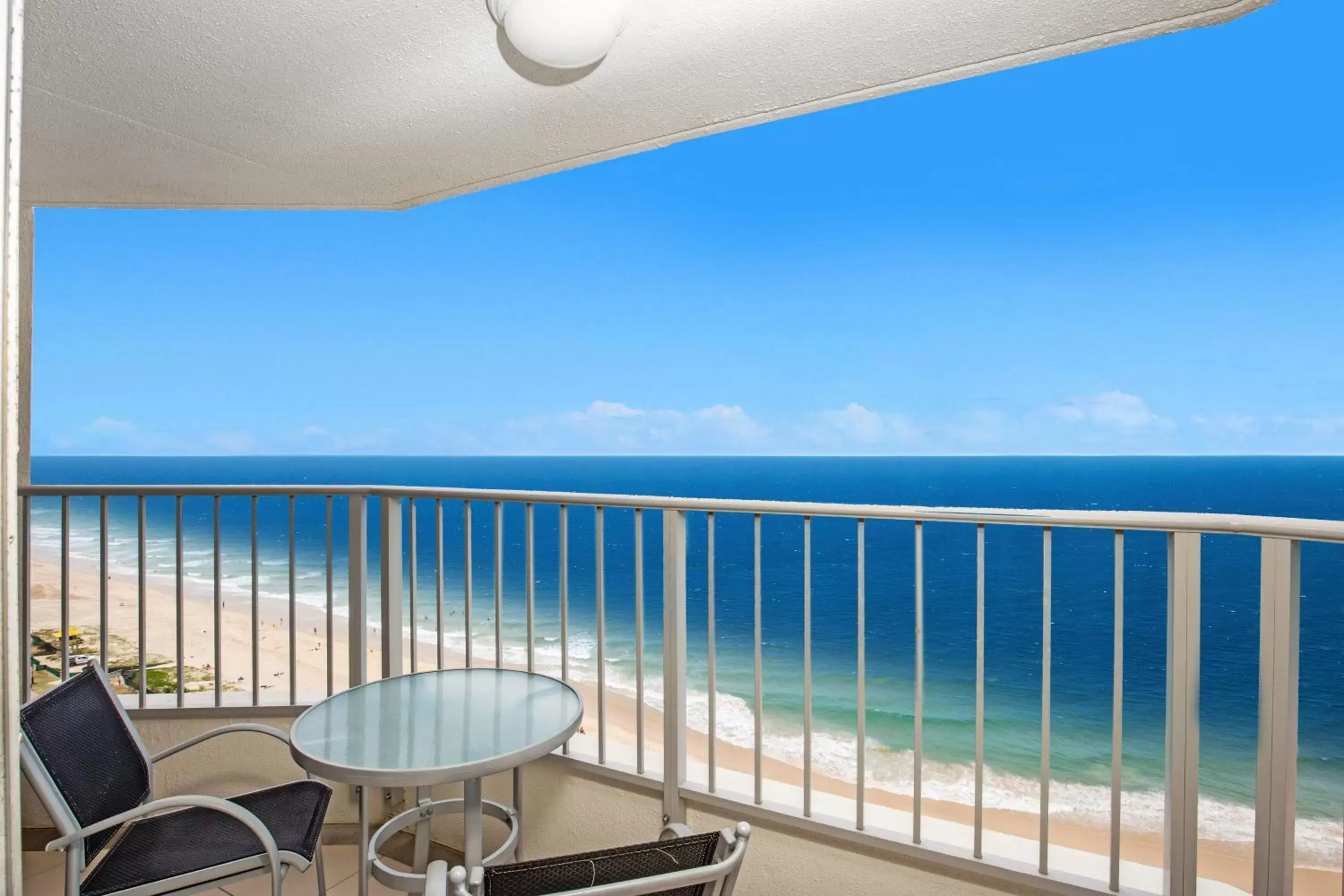 Balcony/Terrace in Pacific Plaza Apartments