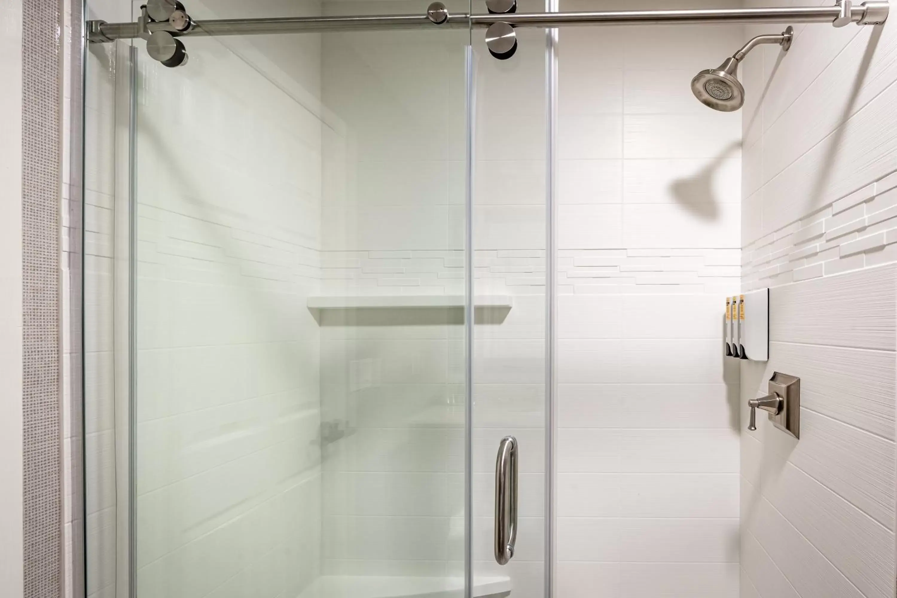 Shower, Bathroom in Best Western Plus Stevenson Manor
