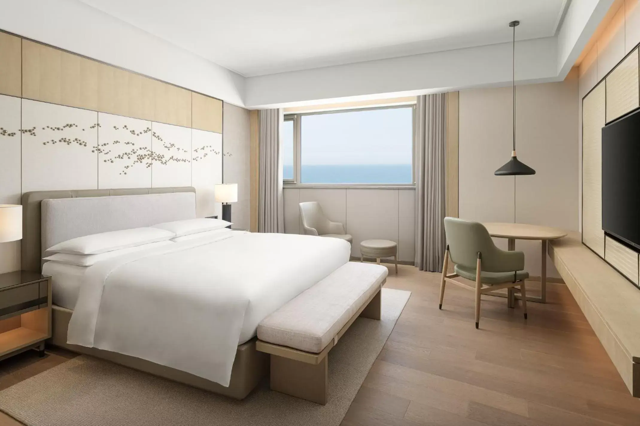 Bedroom in Yantai Marriott Hotel