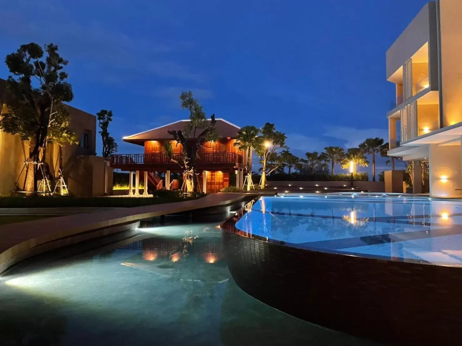 Property building, Swimming Pool in The Signature Hotel Airport