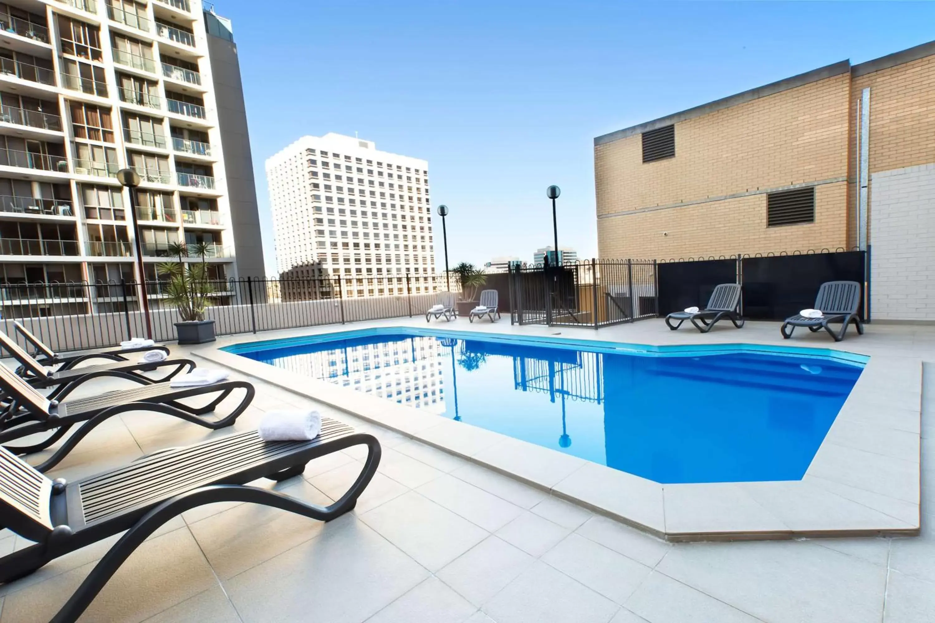 Pool view, Swimming Pool in Metro Hotel Marlow Sydney Central