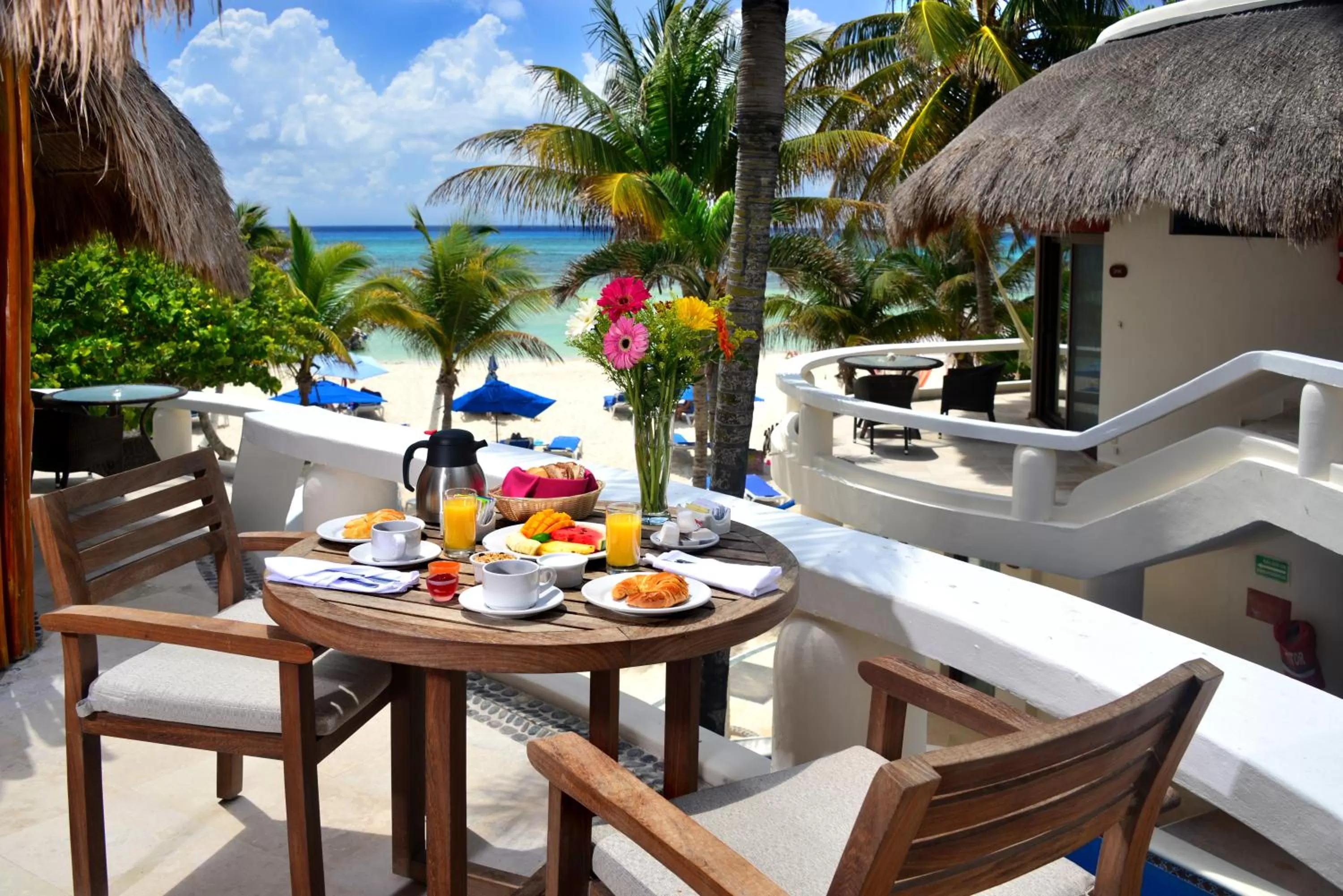 Food in Playa Palms Beach Hotel