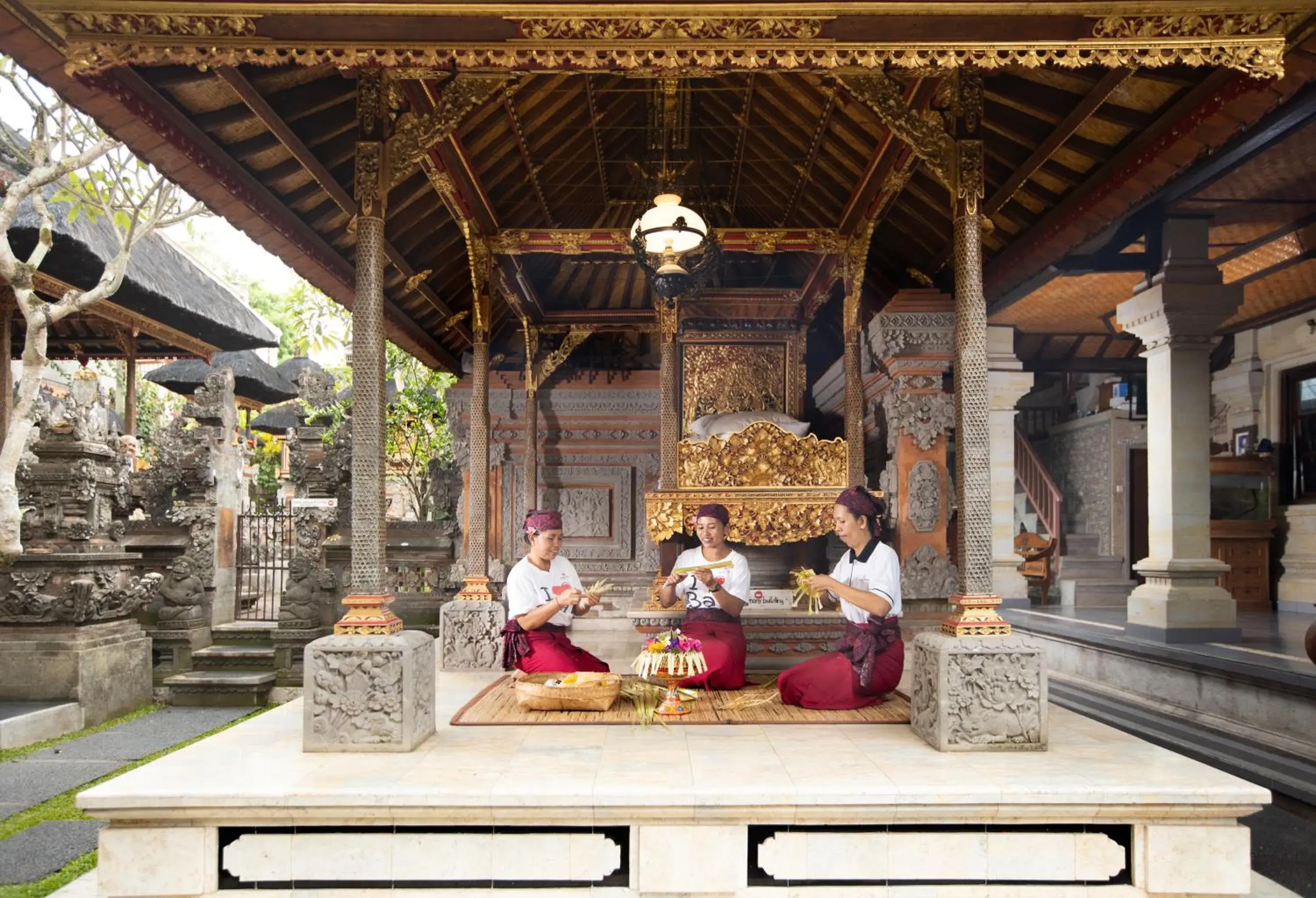 Staff in Ketut's Place Bed & Breakfast Ubud