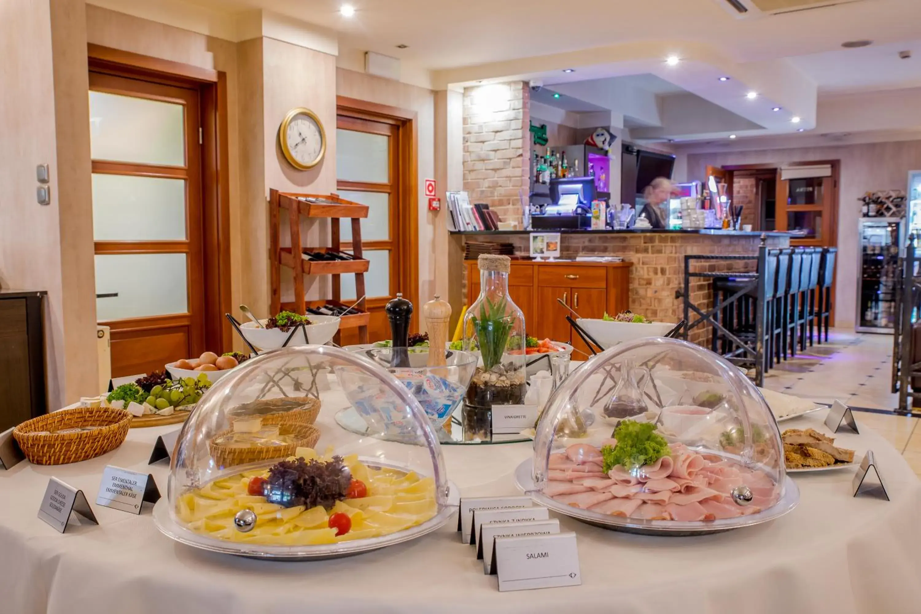 Food and drinks in Hotel Diament Vacanza Katowice - Siemianowice