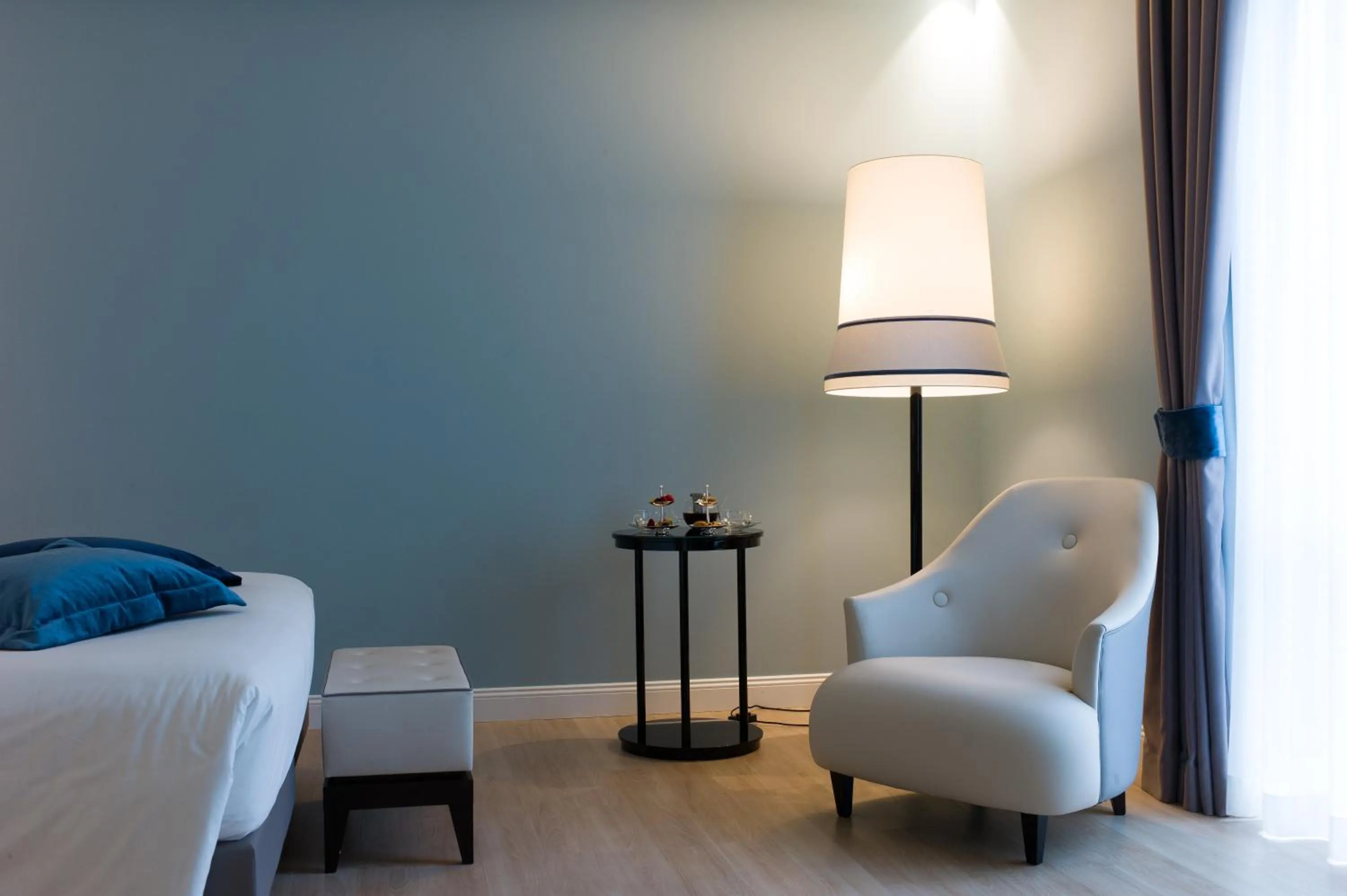 Bed in Turin Palace Hotel