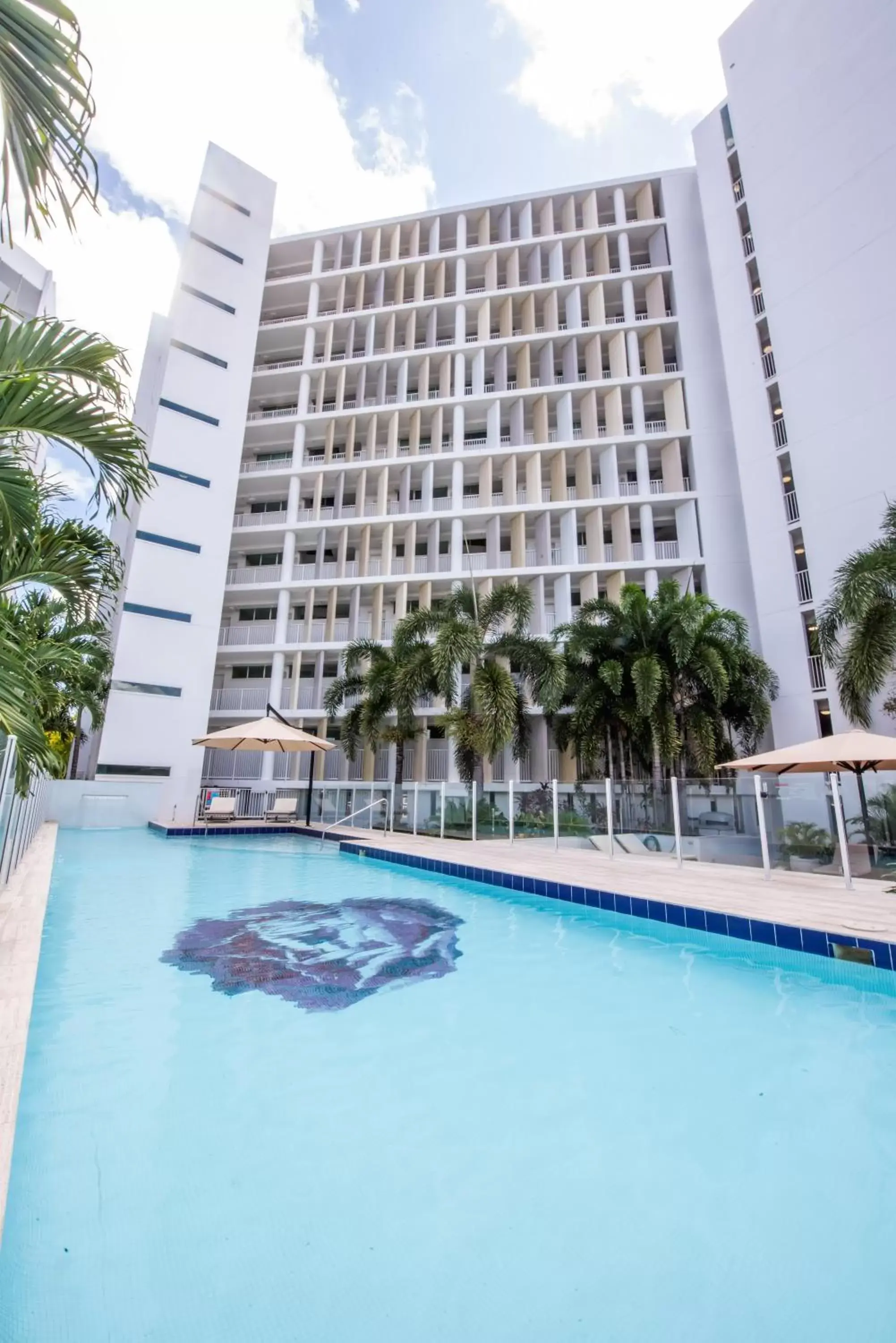 Swimming pool, Property Building in Lanai Riverside Apartments