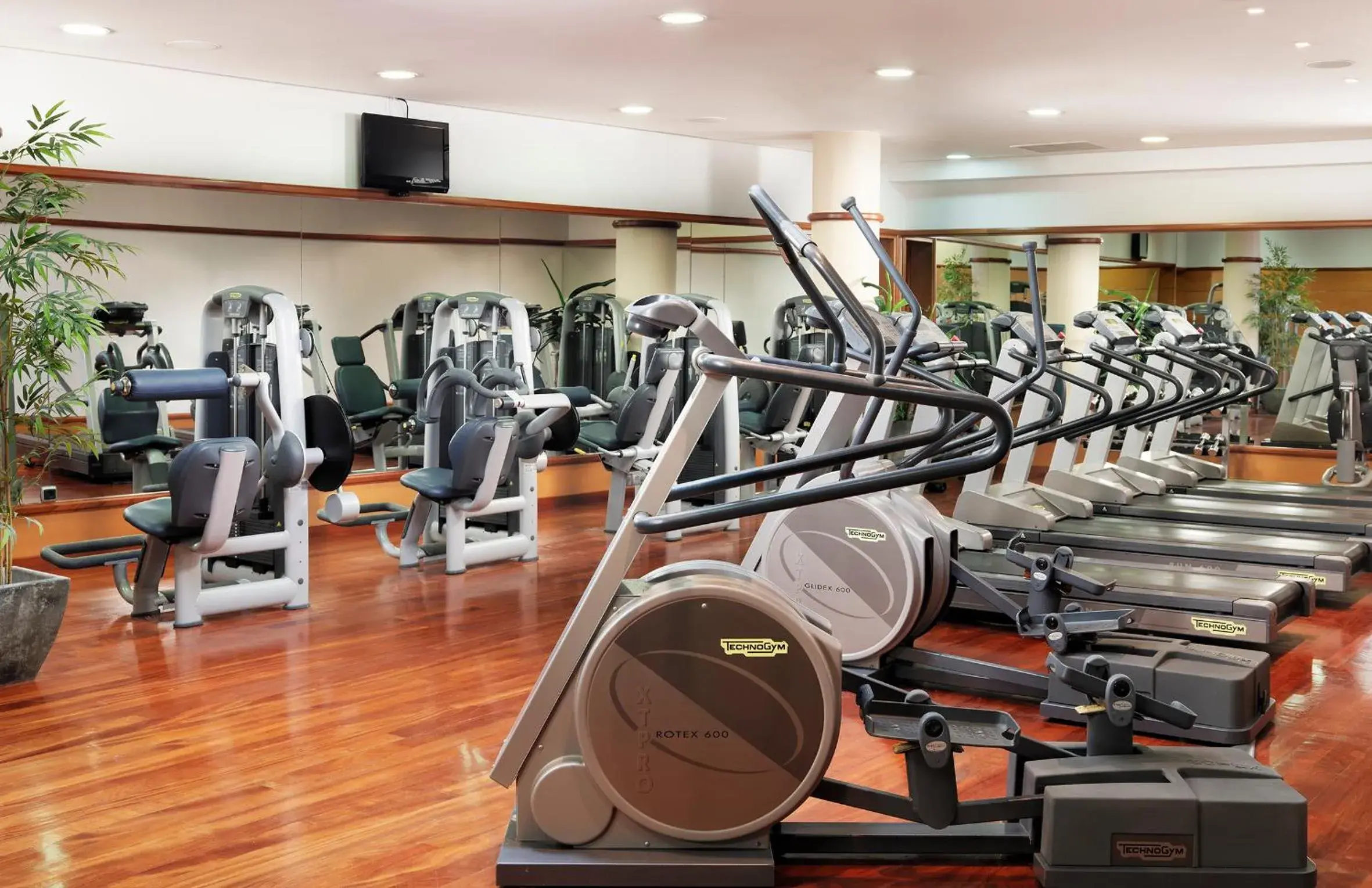 Fitness centre/facilities, Fitness Center/Facilities in H10 Playa Meloneras Palace