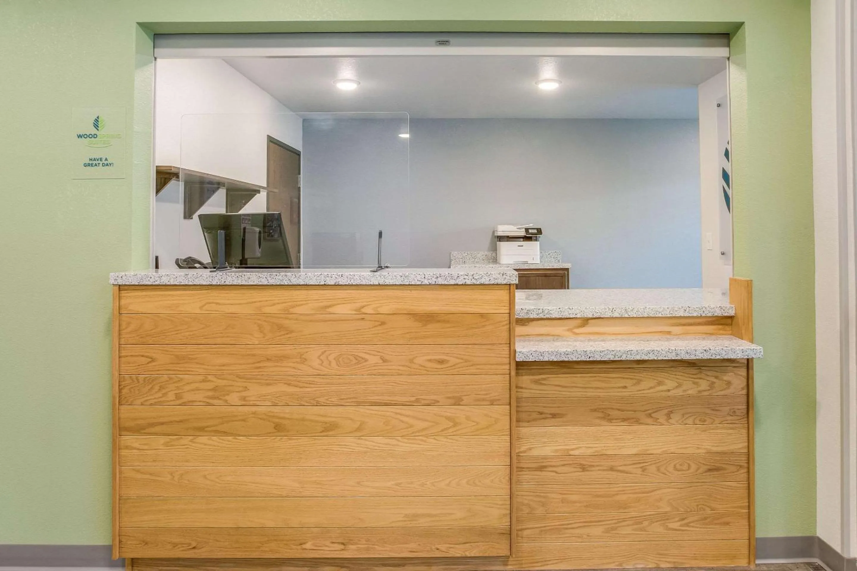 Lobby or reception in WoodSpring Suites Detroit Farmington Hills