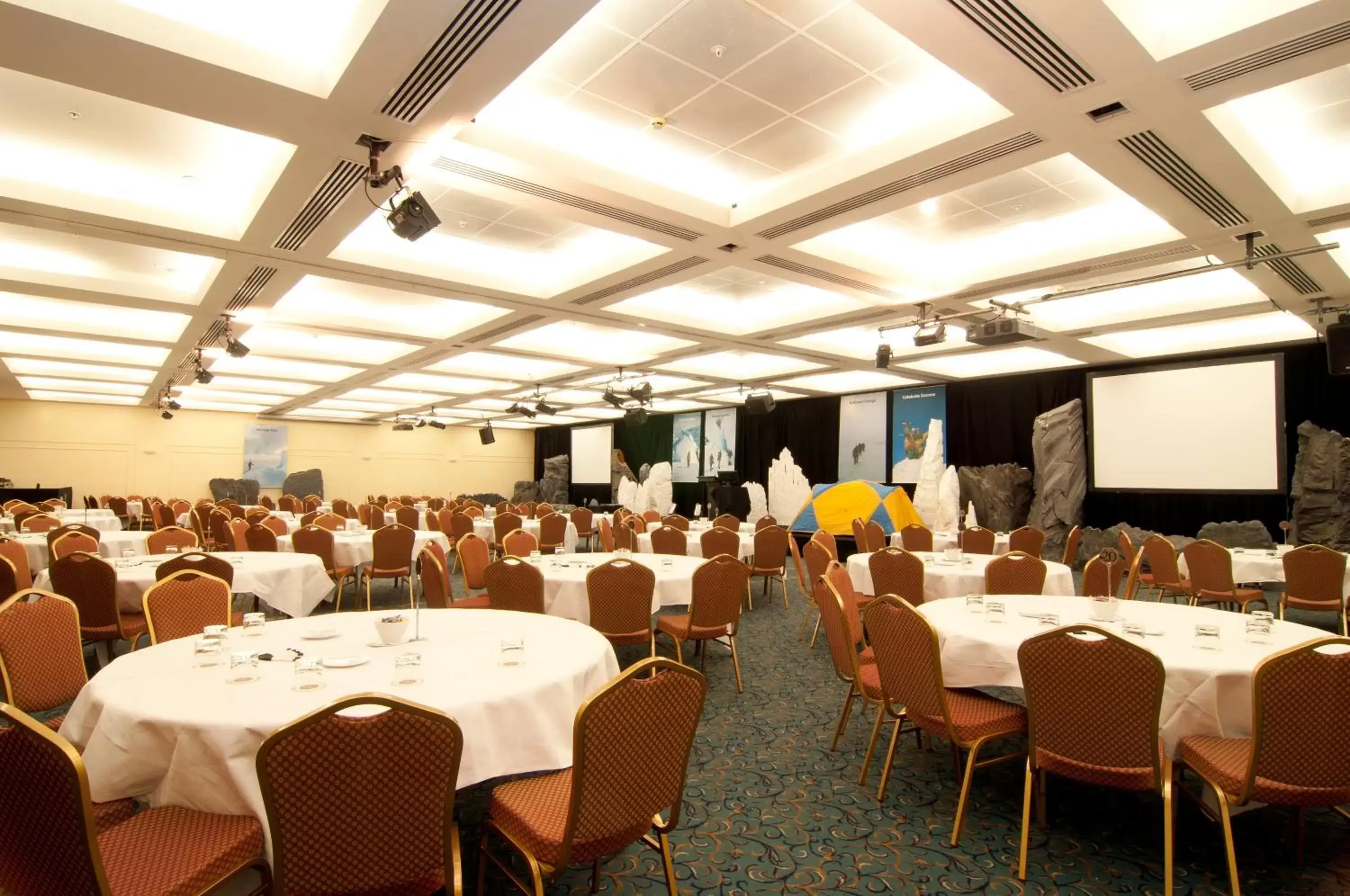 Banquet/Function facilities, Restaurant/Places to Eat in Millennium Hotel Queenstown