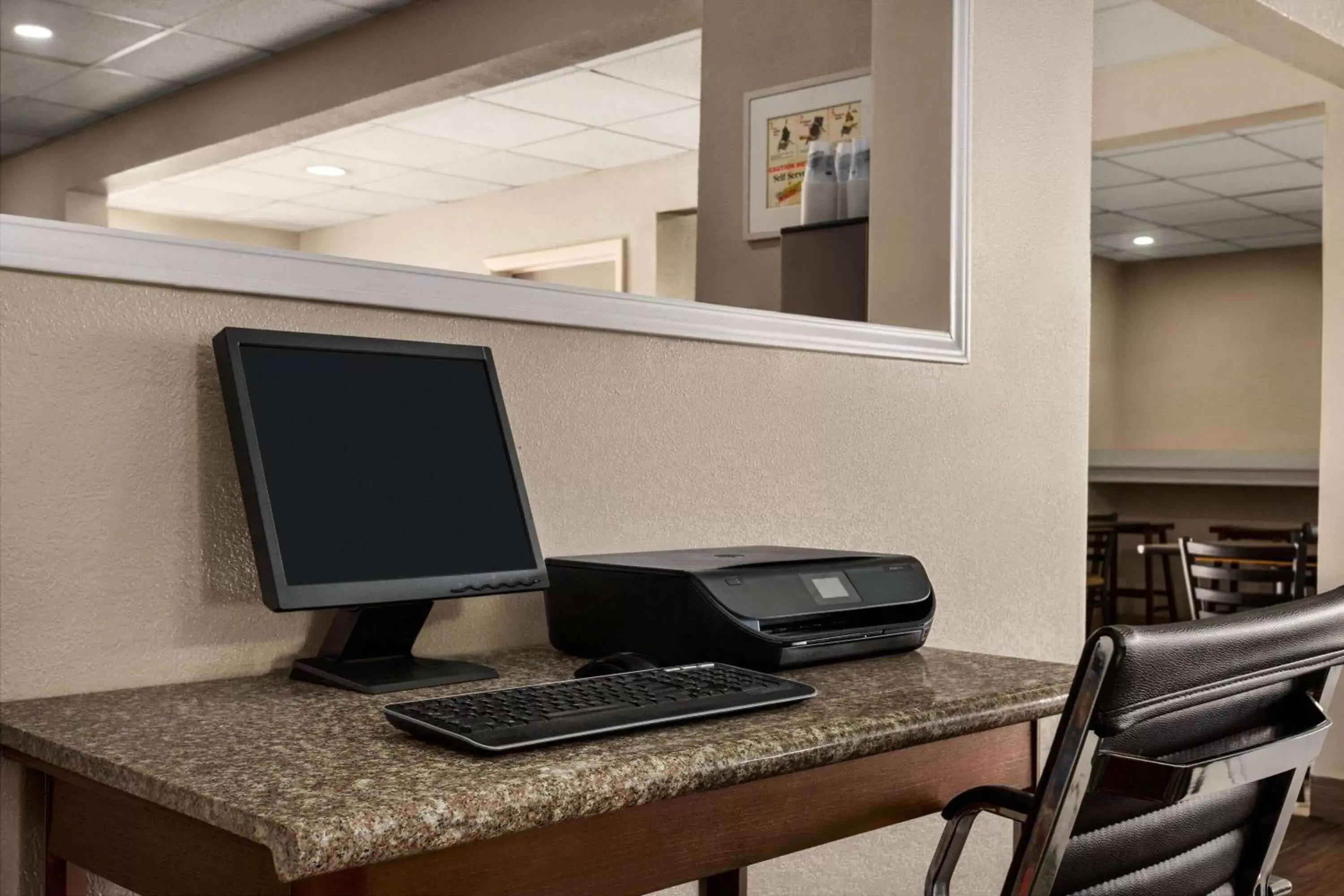 Business facilities, Business Area/Conference Room in Super 8 by Wyndham Gainesville TX