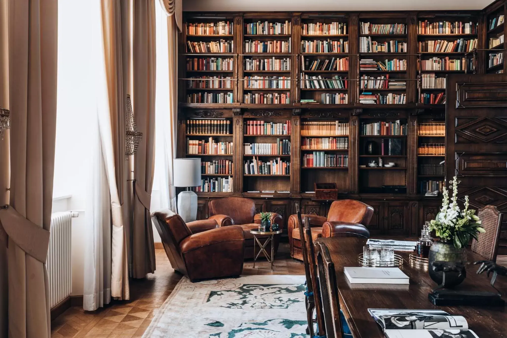 Library in Althoff Grandhotel Schloss Bensberg