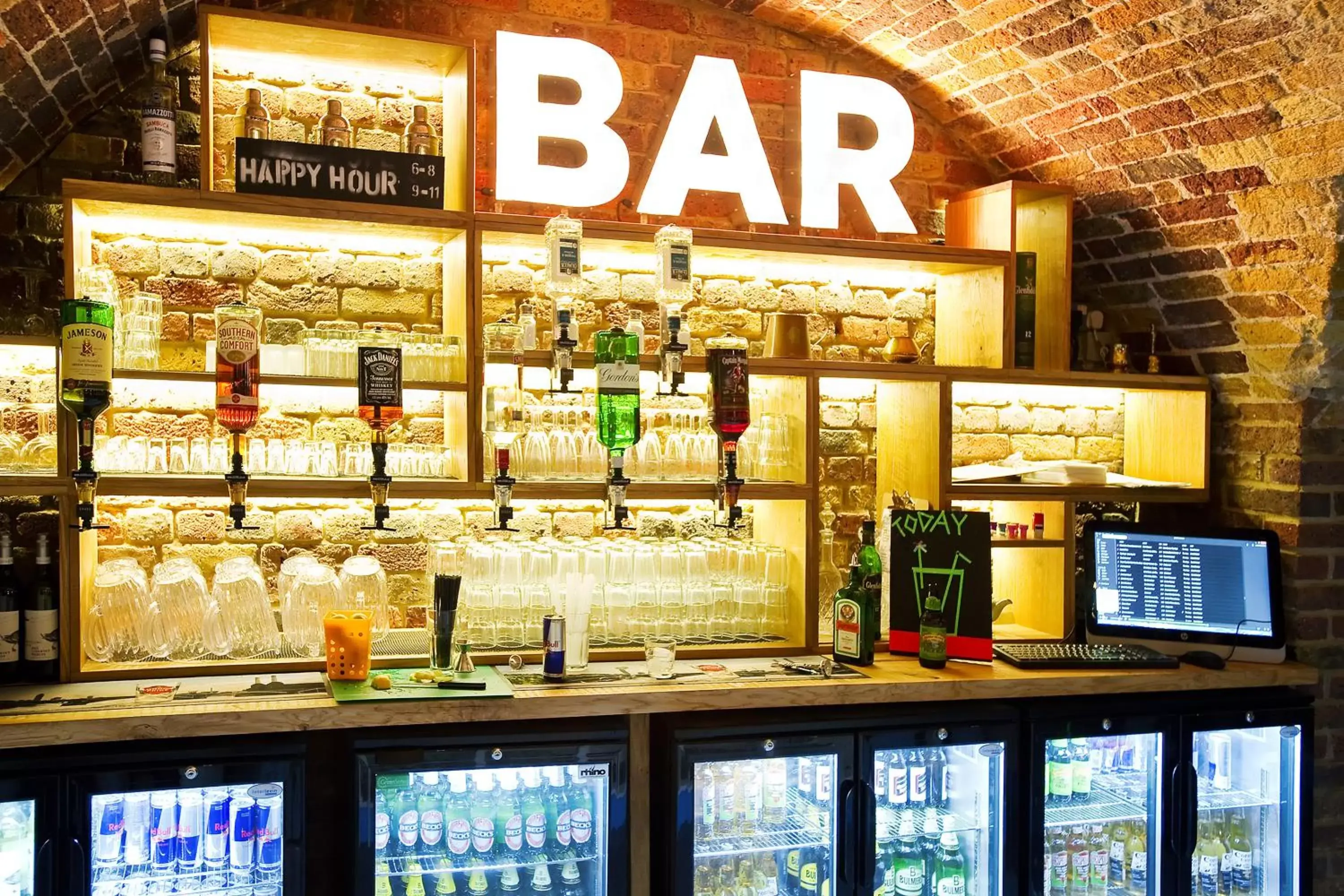 Lounge or bar in Wombat's City Hostel London