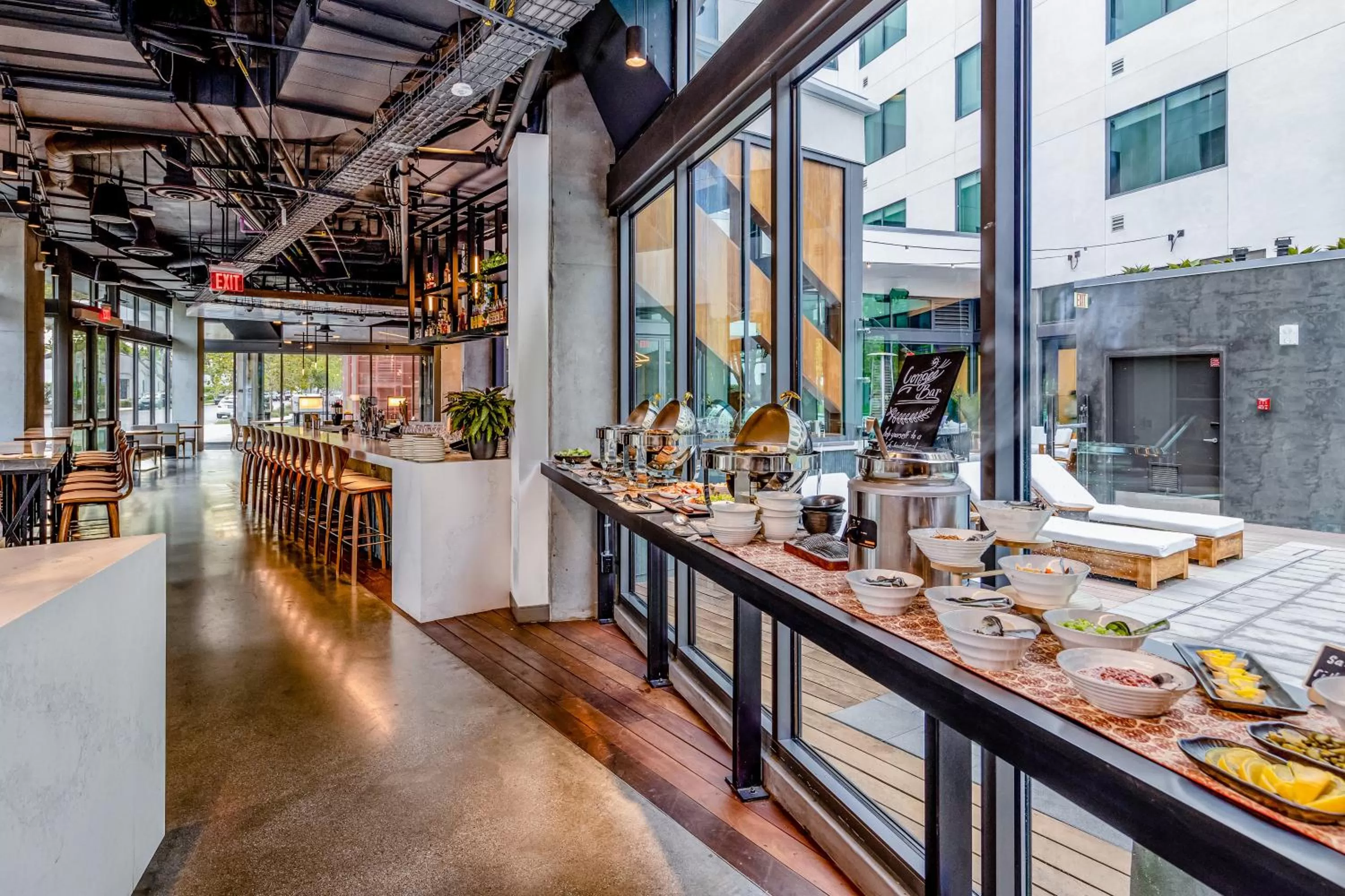 Buffet breakfast in Shashi Hotel Mountain View Palo Alto