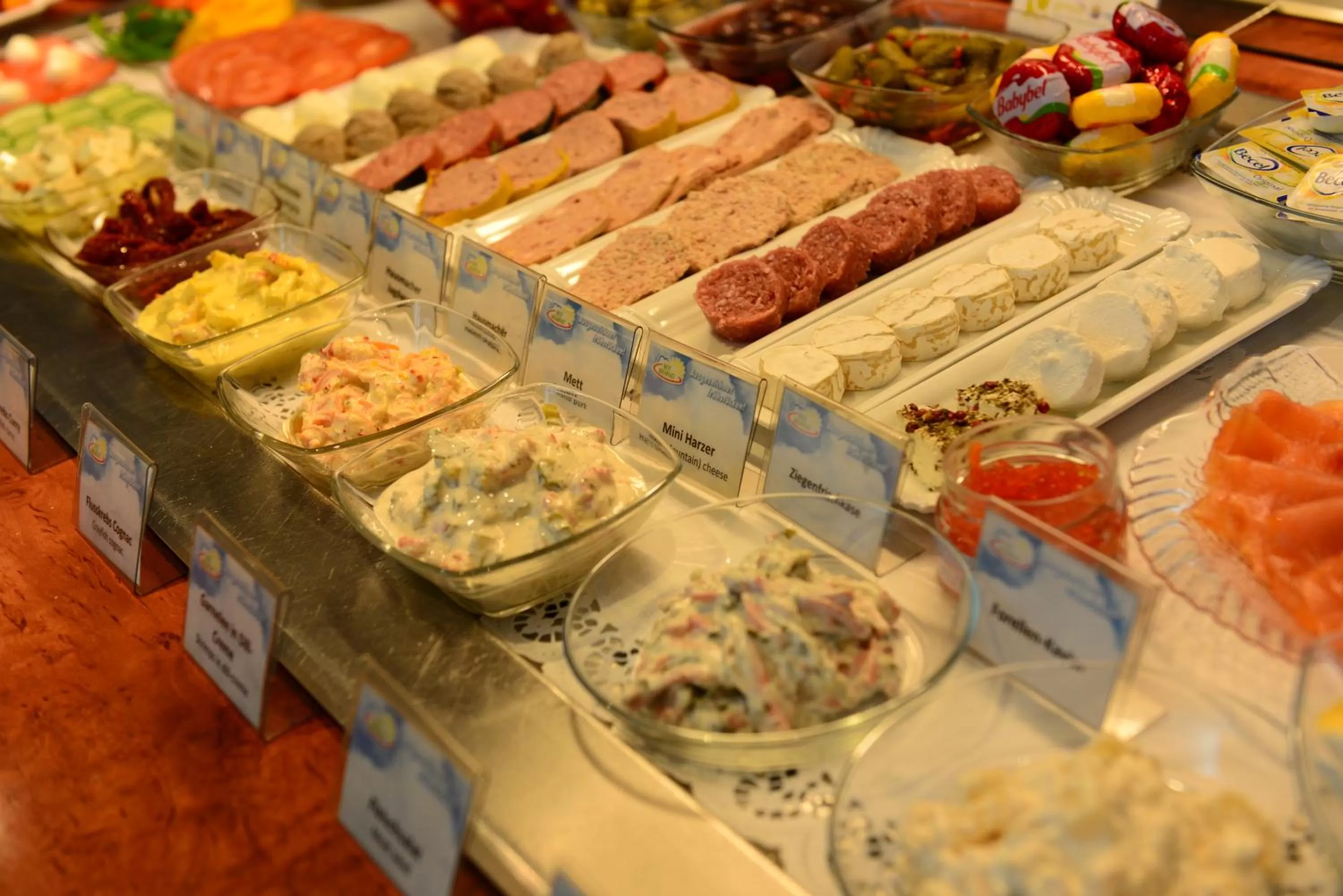 Buffet breakfast in Hotel National Düsseldorf (Superior)