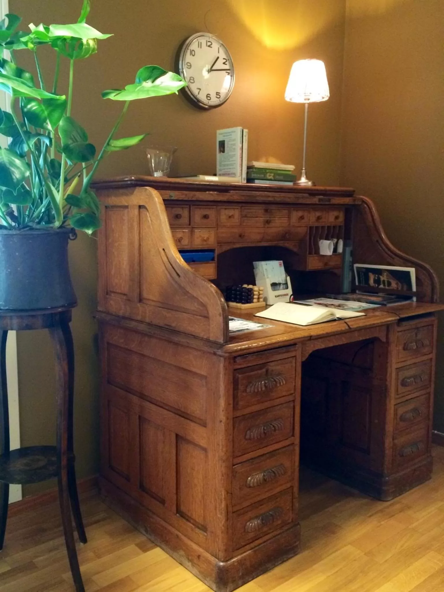 Decorative detail in Hotell Garvaren