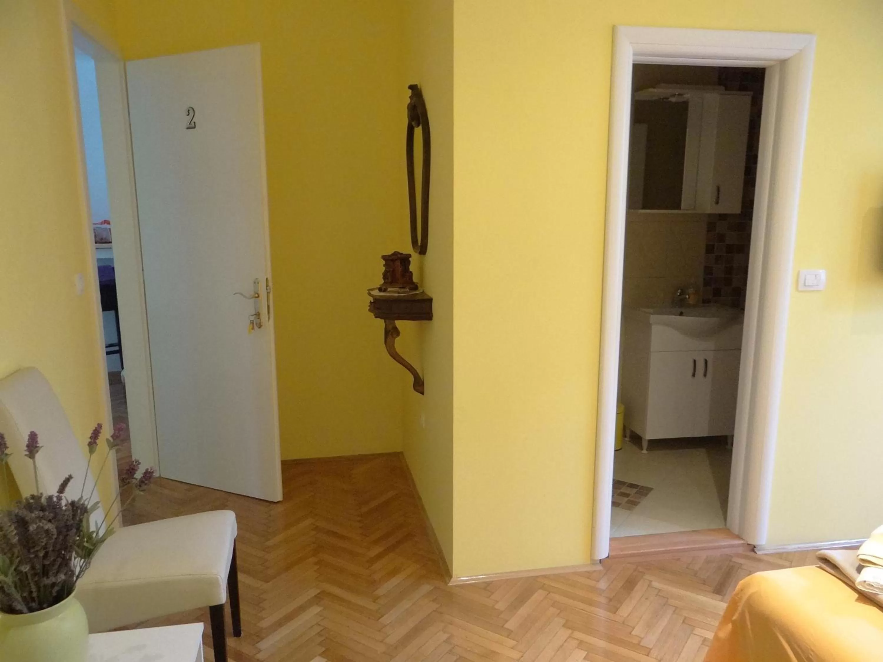 Decorative detail in Rooms Stella