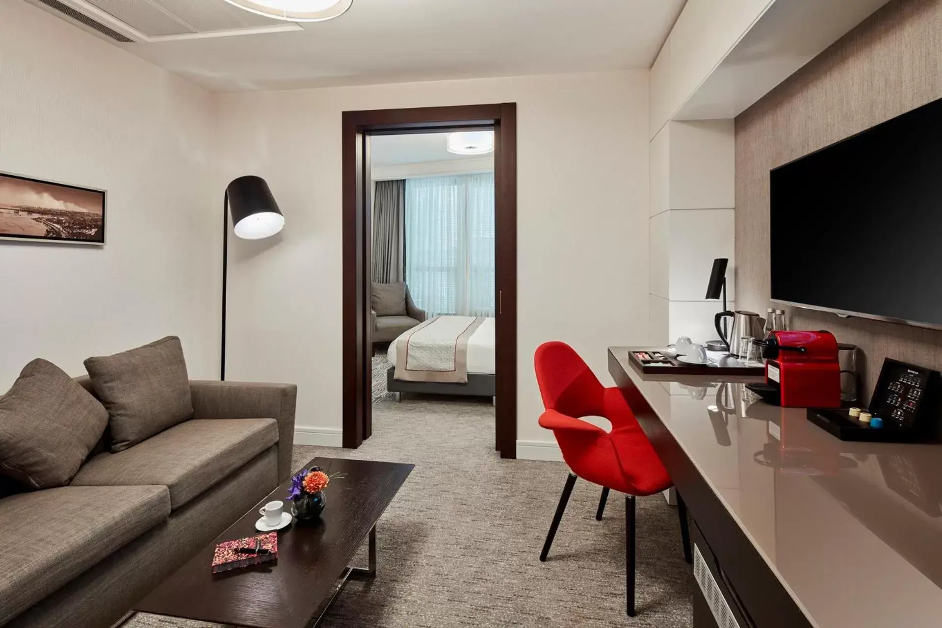 Living room, Seating Area in Mövenpick Istanbul Hotel Golden Horn