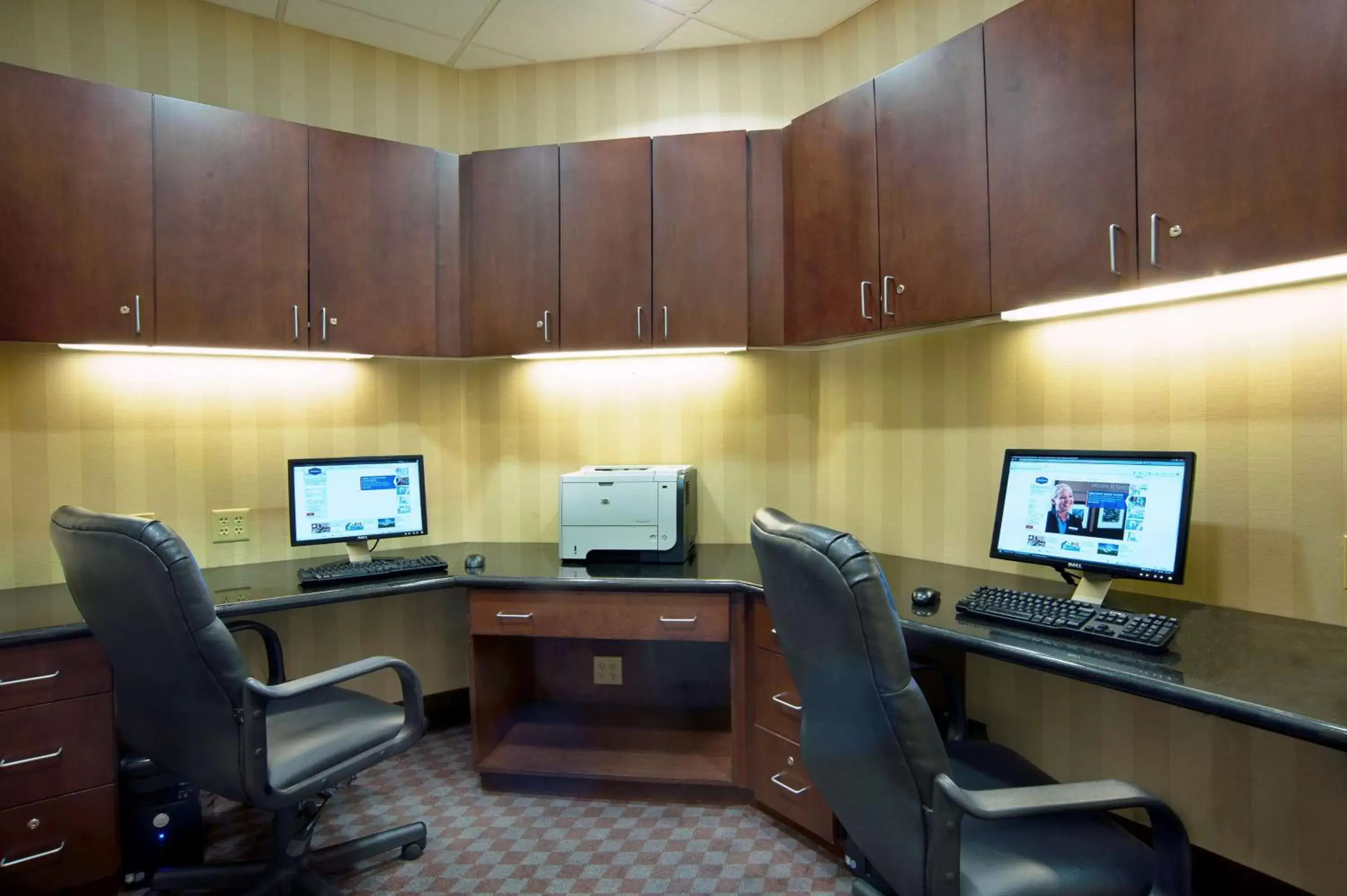 Business facilities, Business Area/Conference Room in Hampton Inn & Suites Prescott Valley