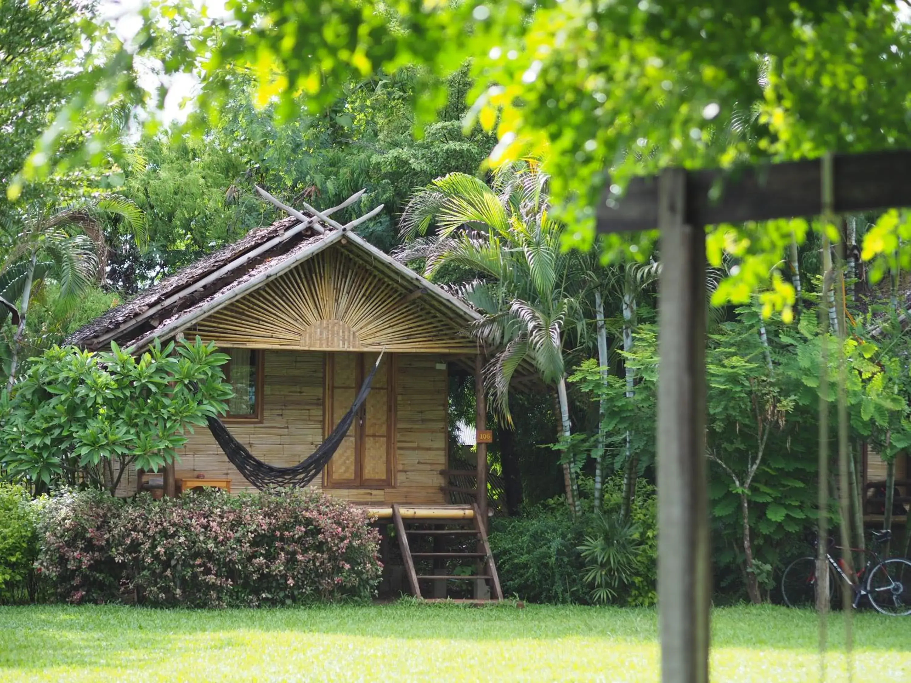 Photo of the whole room, Property Building in Hotel Pai Country Hut