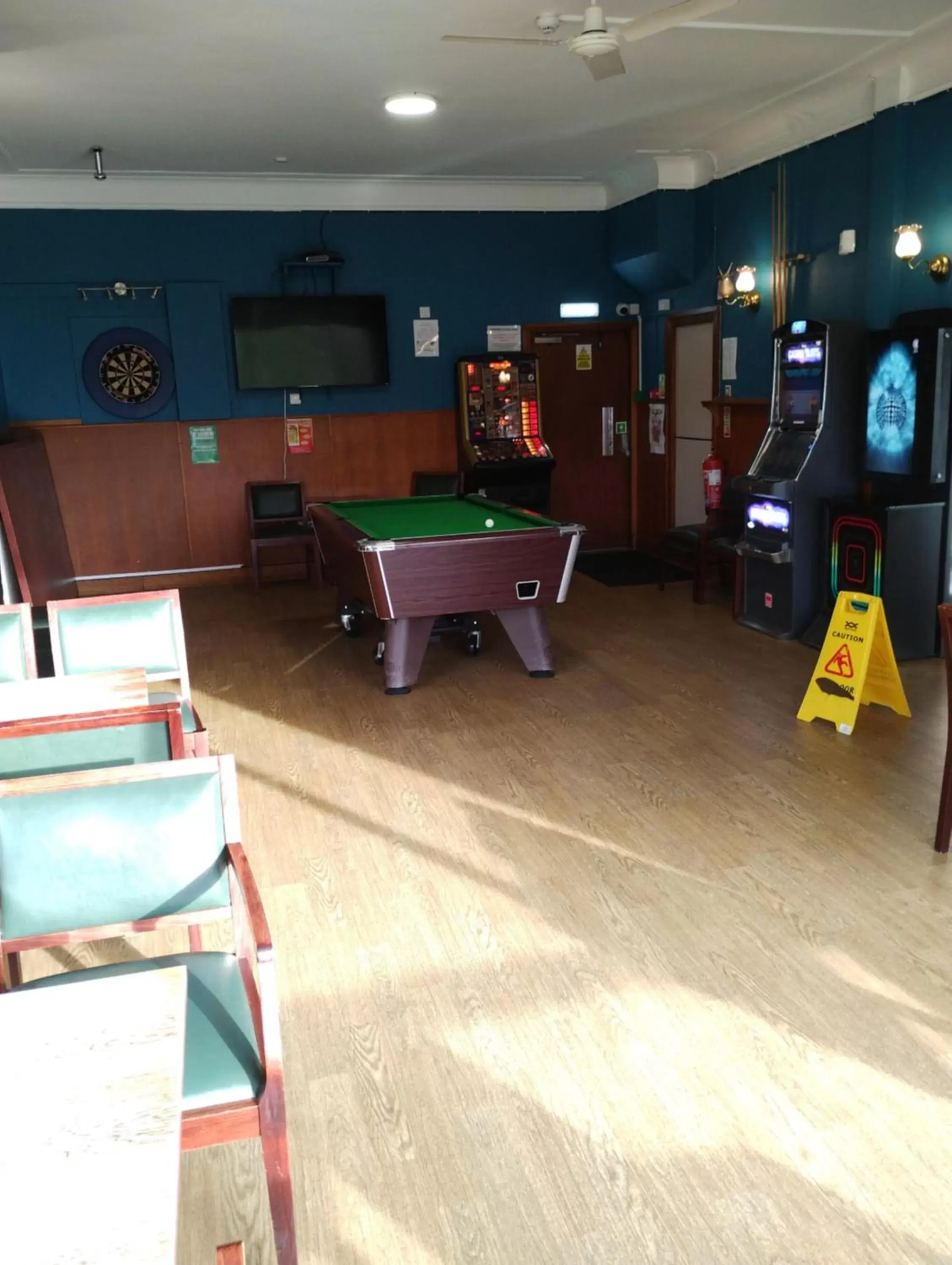 Billiards in Ravenswood Social Club