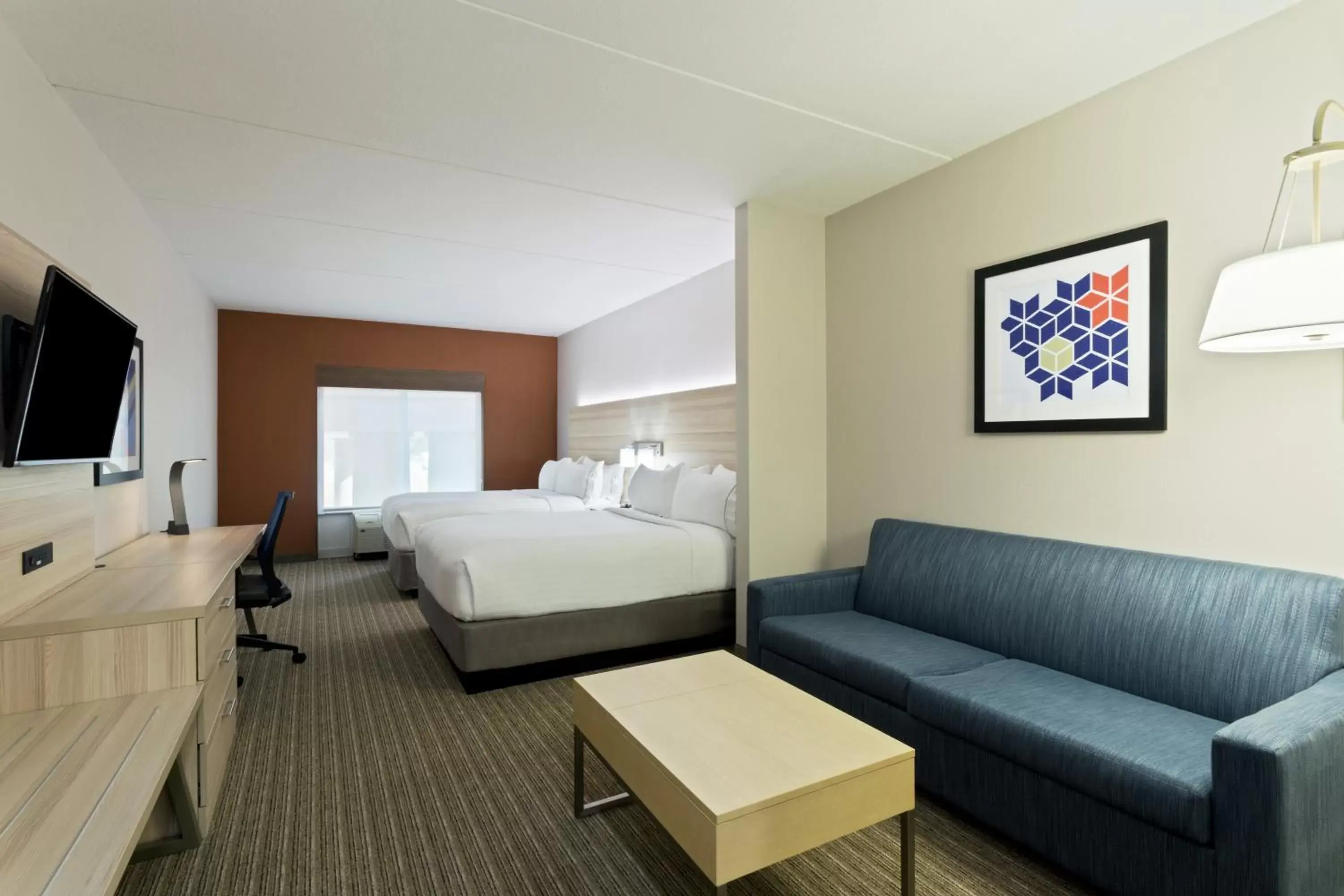 Bed in Holiday Inn Express & Suites Tavares, an IHG Hotel