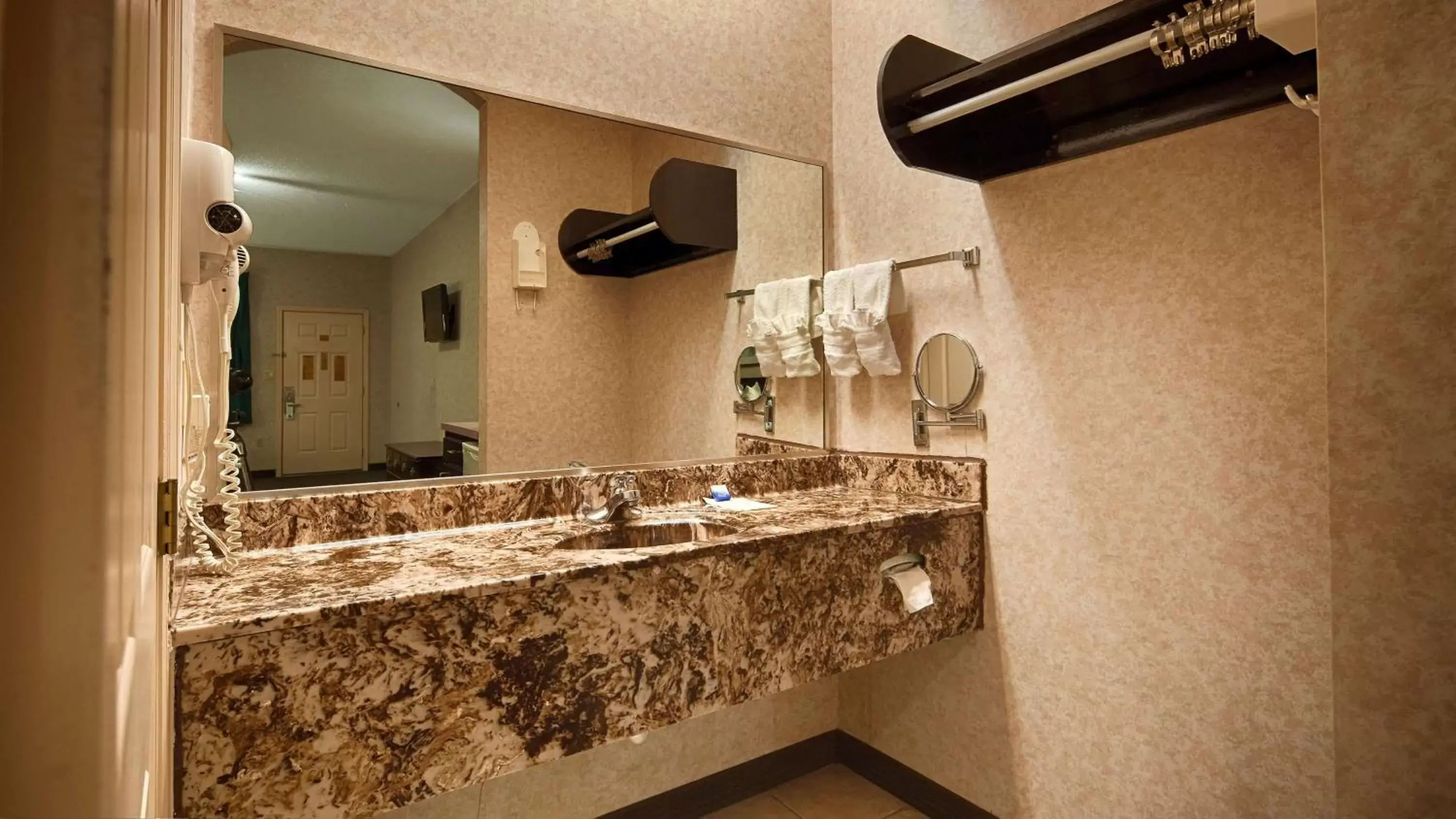 Photo of the whole room, Bathroom in SureStay Hotel by Best Western Mission