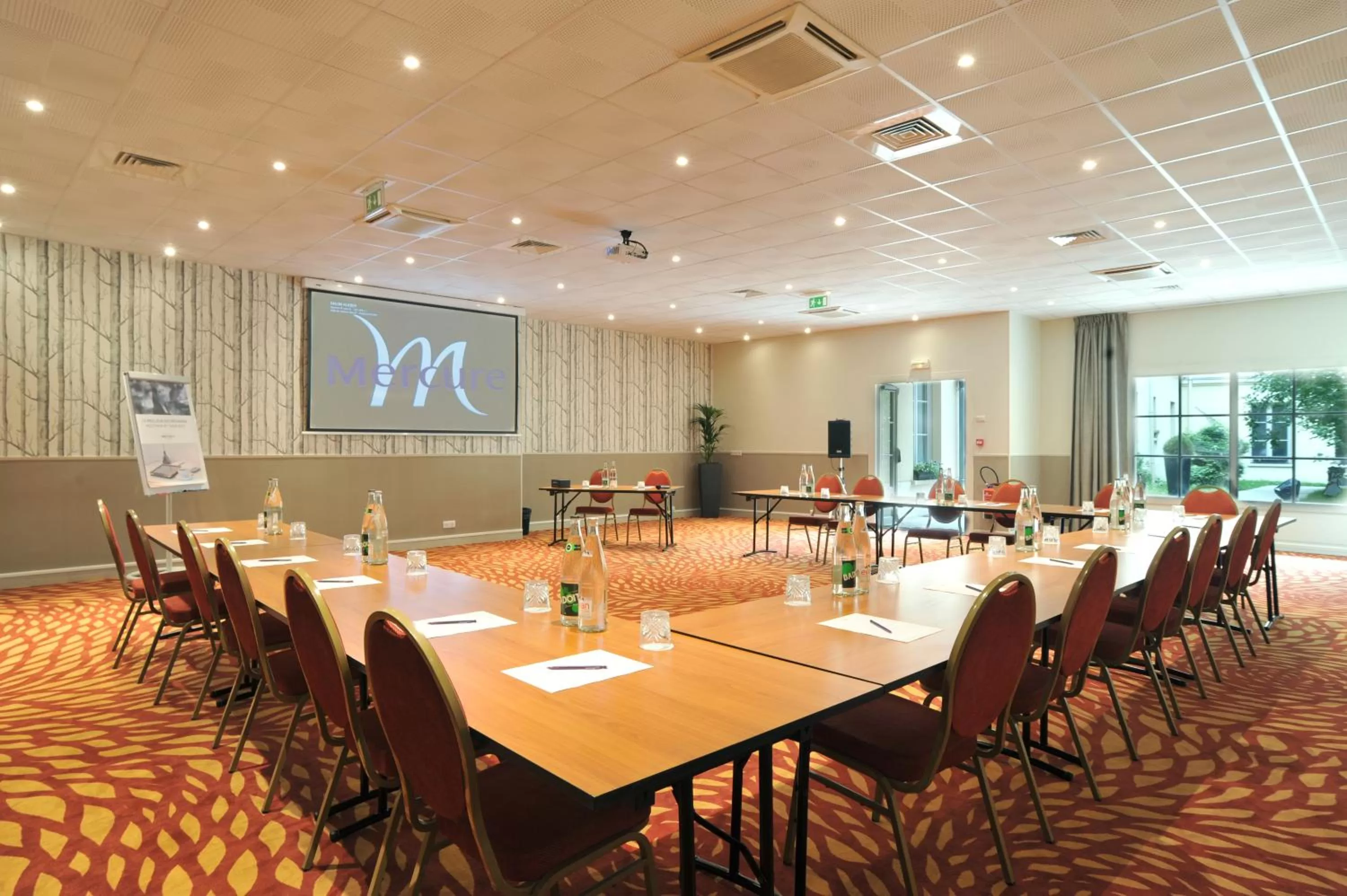 Business facilities in Mercure Rambouillet Relays Du Château