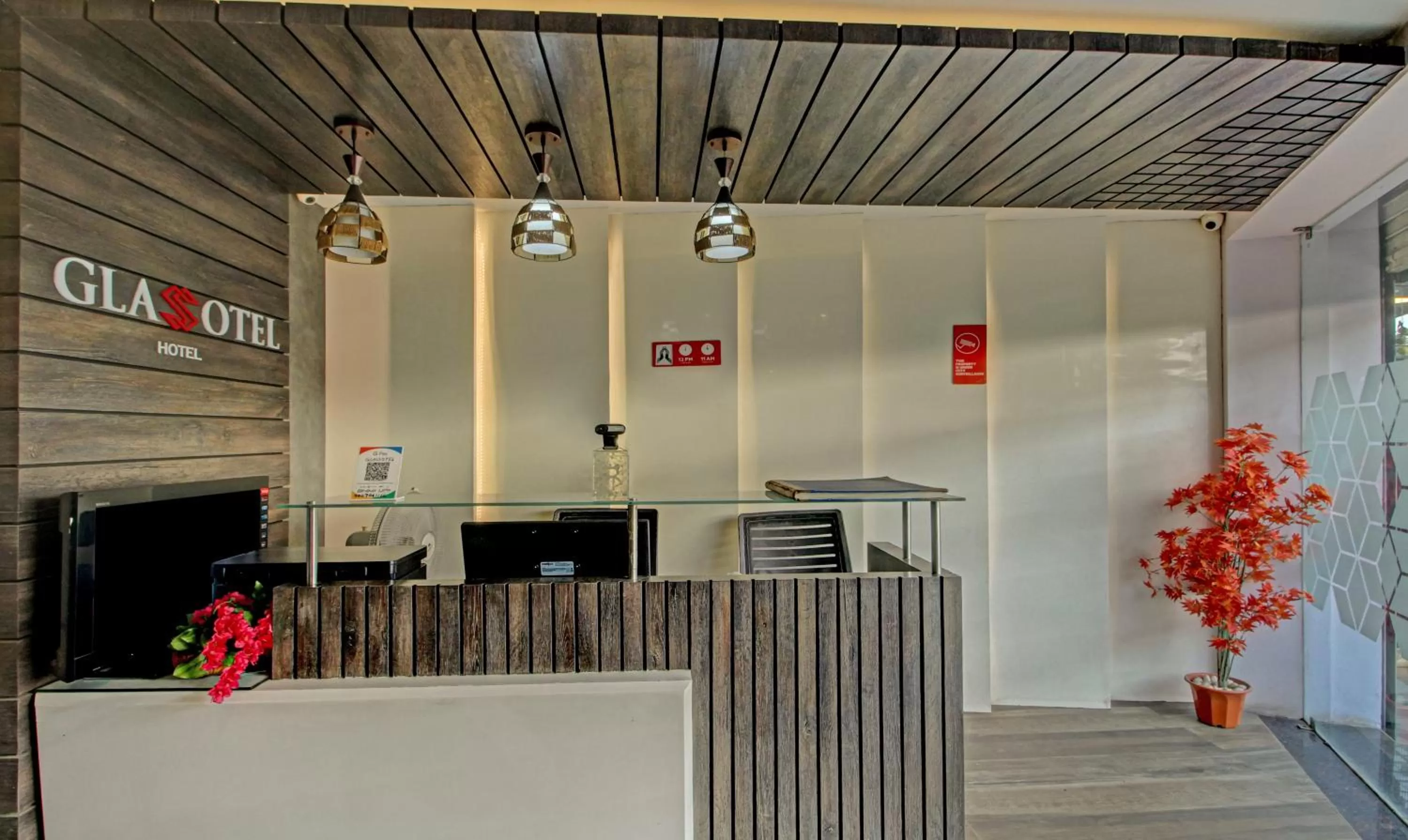 Lobby or reception in Treebo Glassotel Near Ruby Hospital