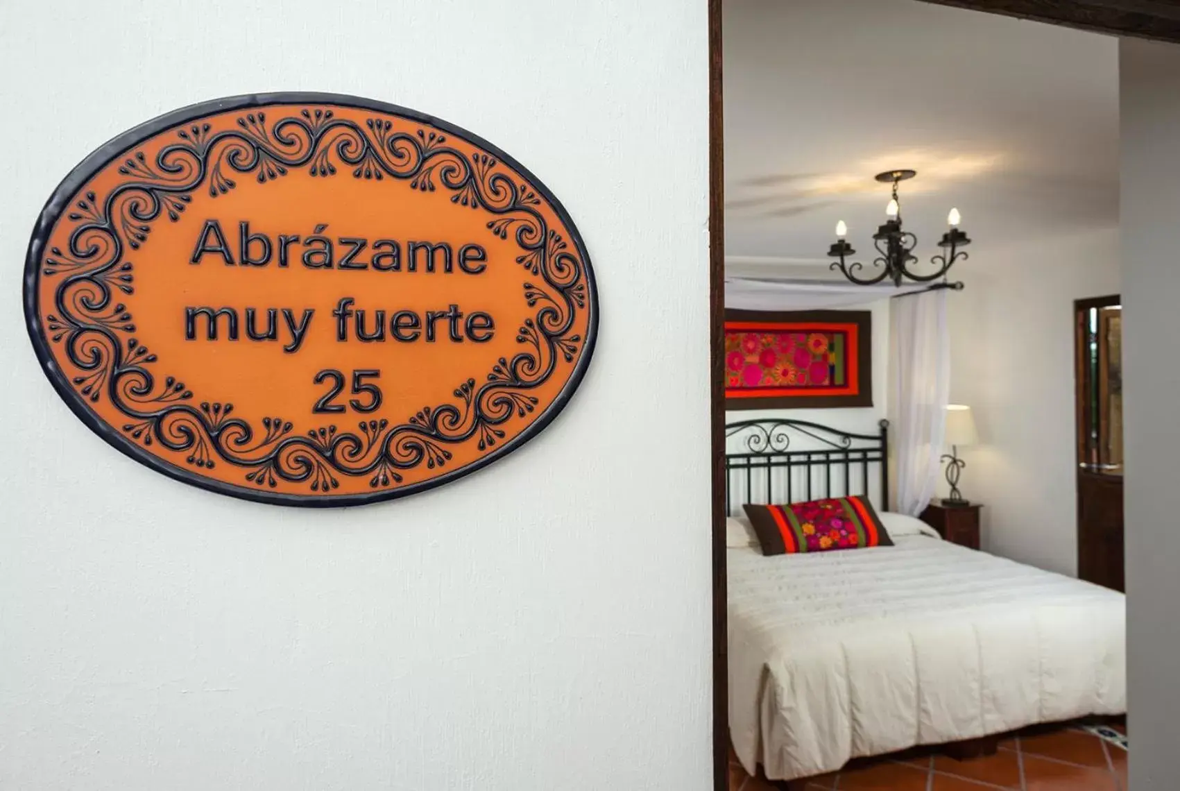 Logo/Certificate/Sign in Hotel Tapalpa de Mis Amores