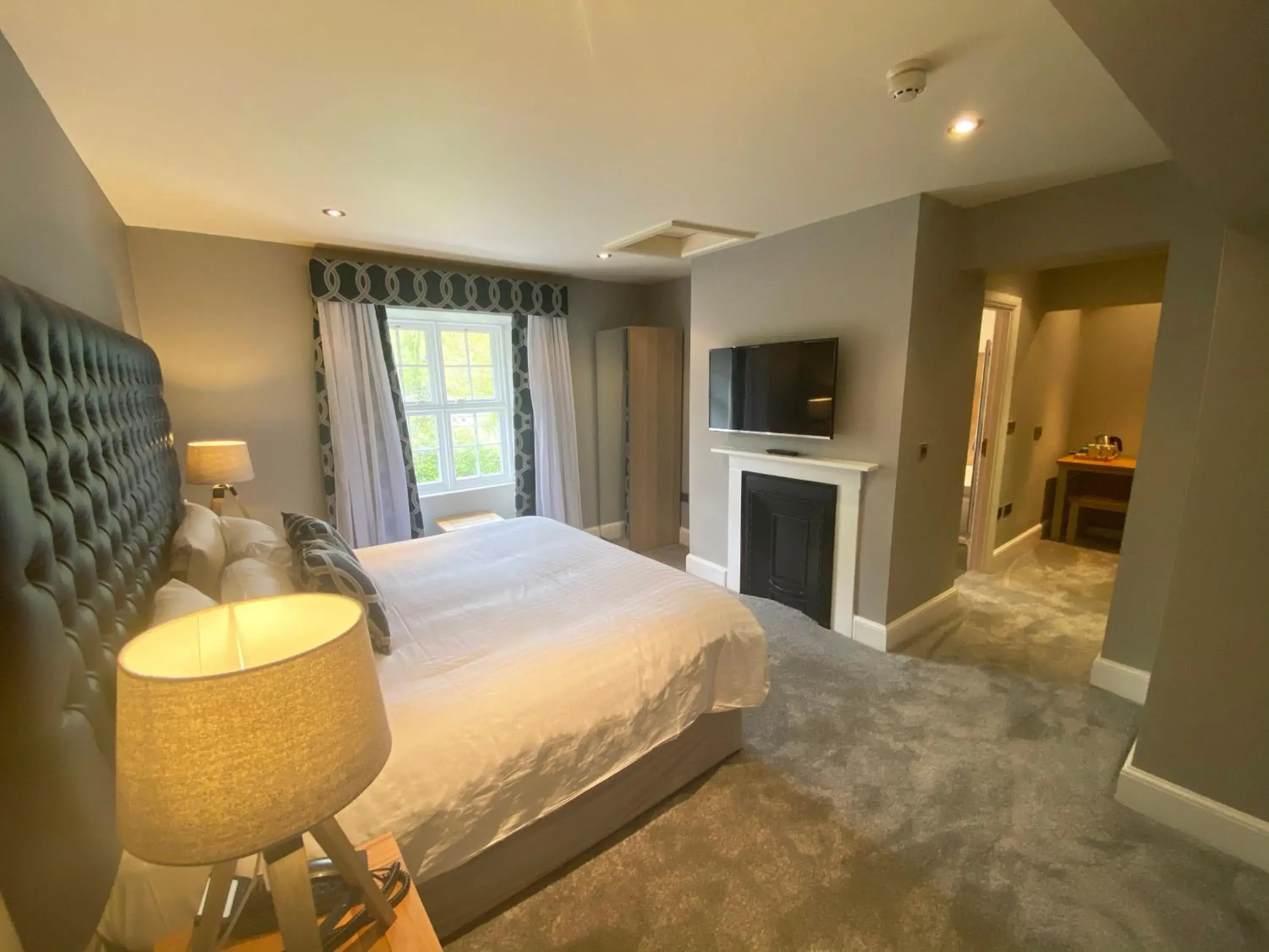 Bedroom in Aberdunant Hall Country Hotel