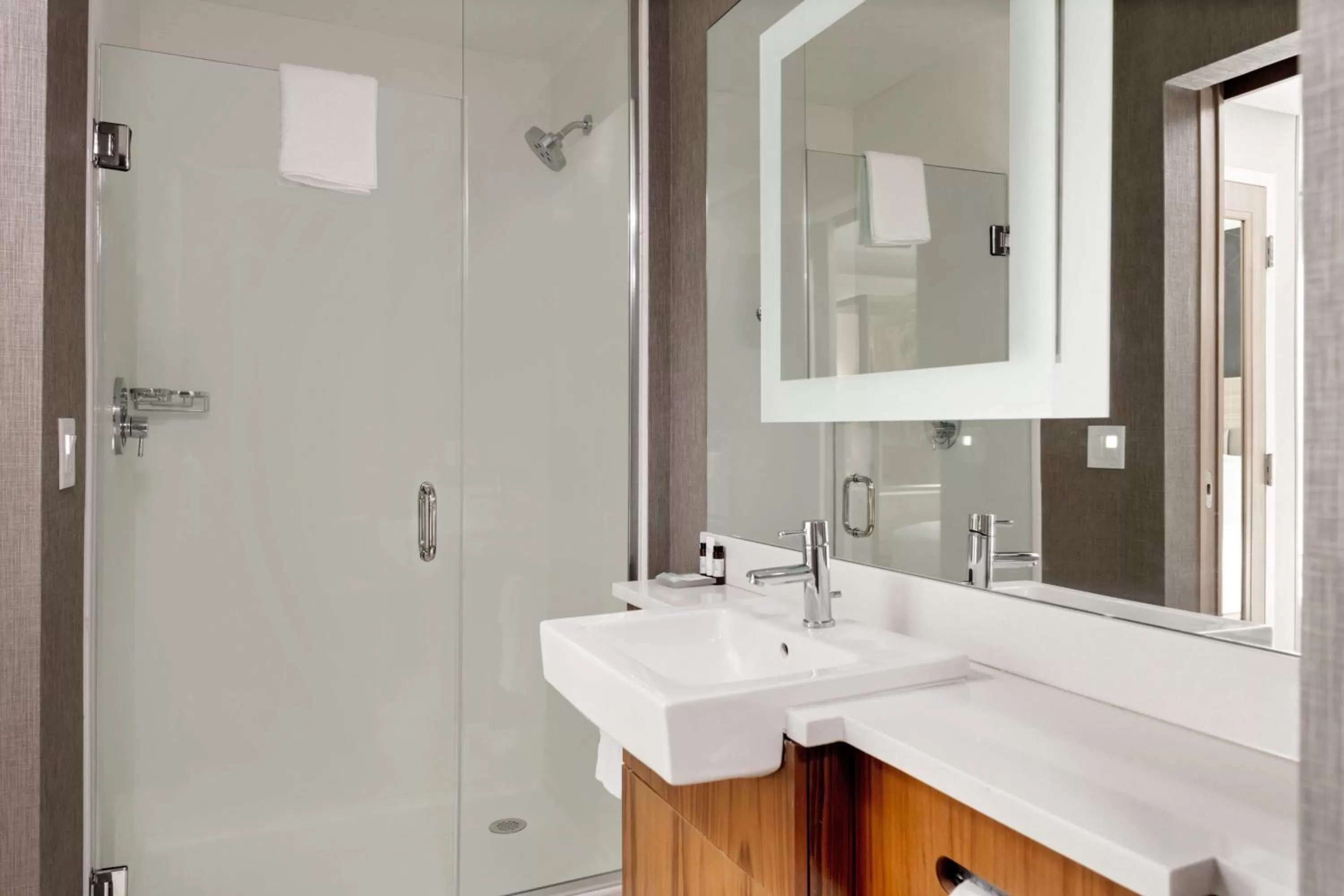 Bathroom in SpringHill Suites by Marriott Beaufort