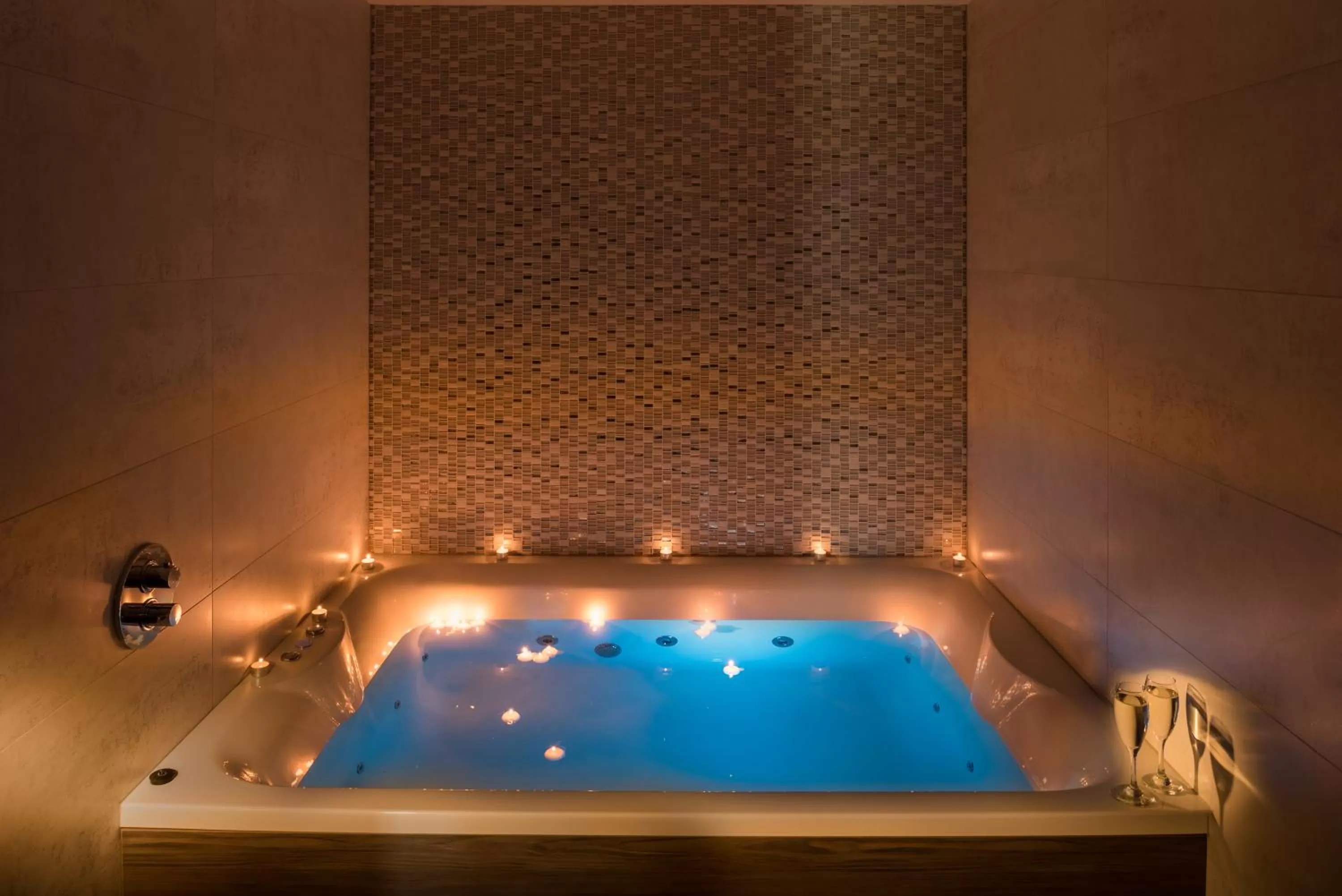 Bath in Radstone Hotel