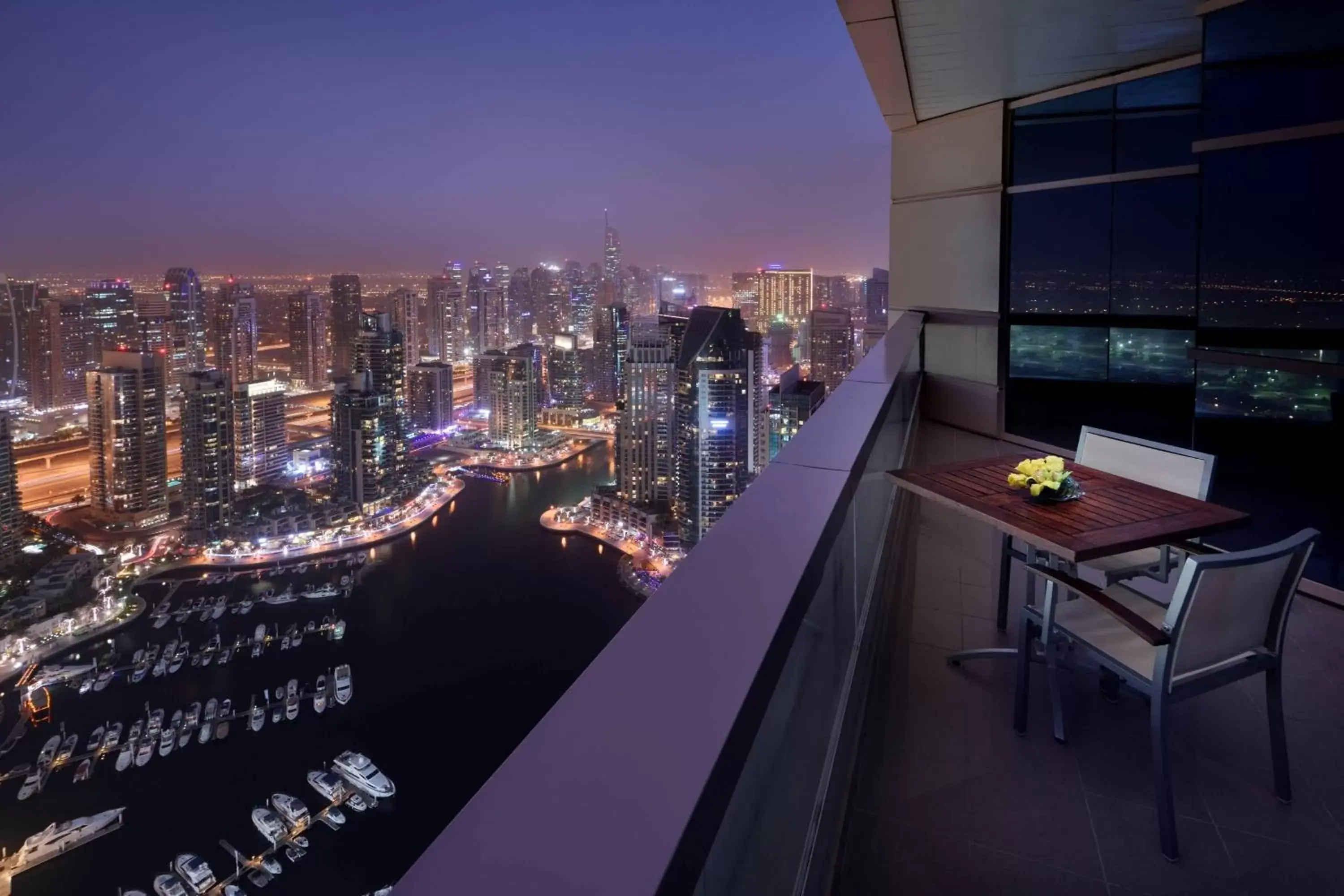 Bedroom, Balcony/Terrace in Dubai Marriott Harbour Hotel And Suites